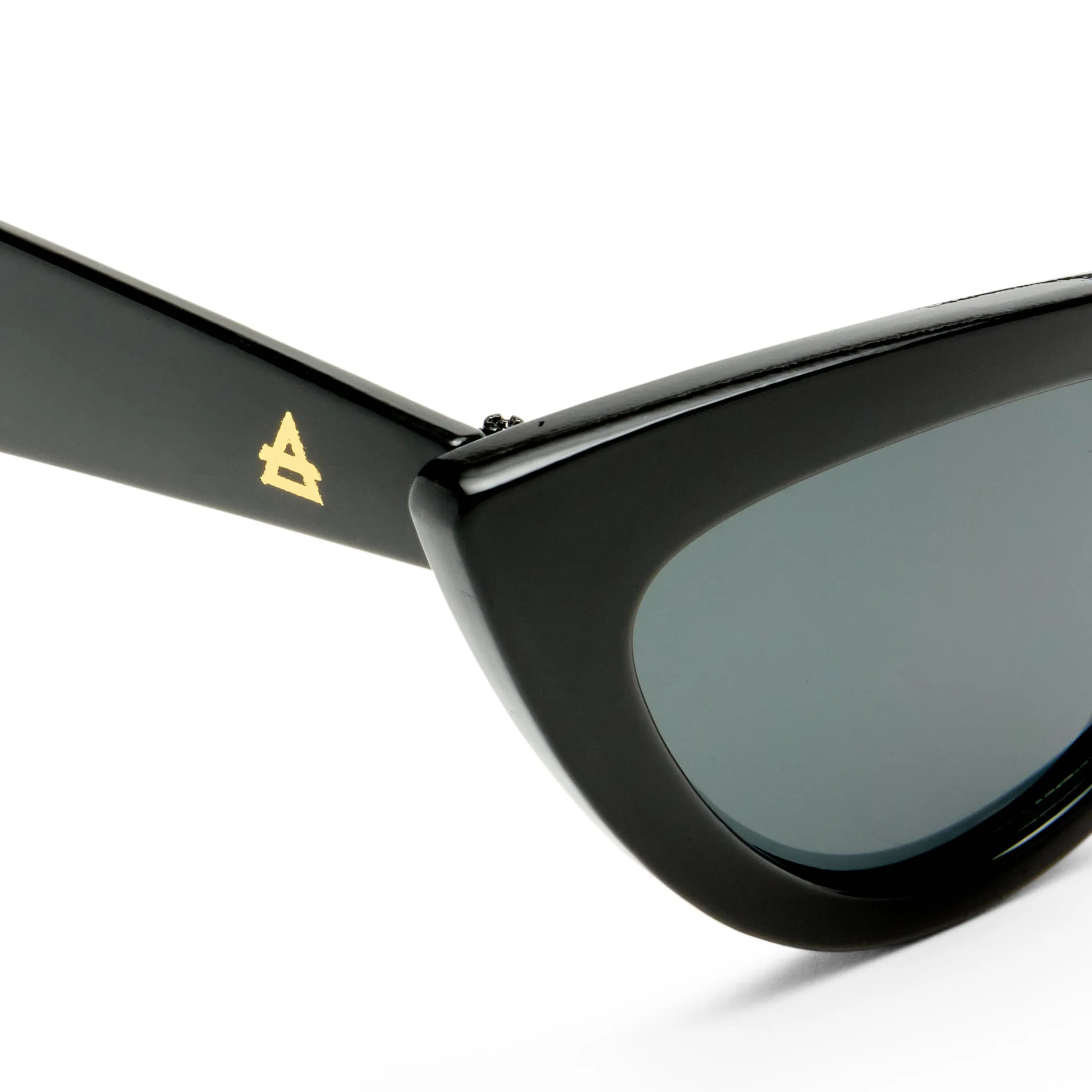 Dualism - Black sold by Aire product image thumbnail 4