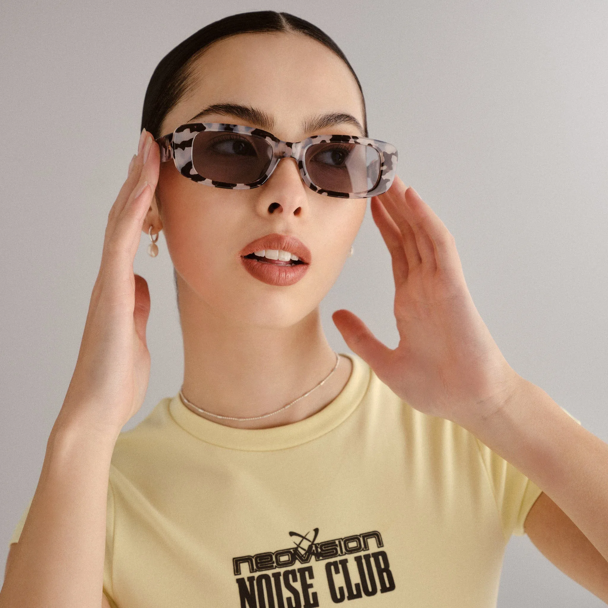 Ceres - Charcoal Tort Smoke Tint sold by Aire product image thumbnail 2