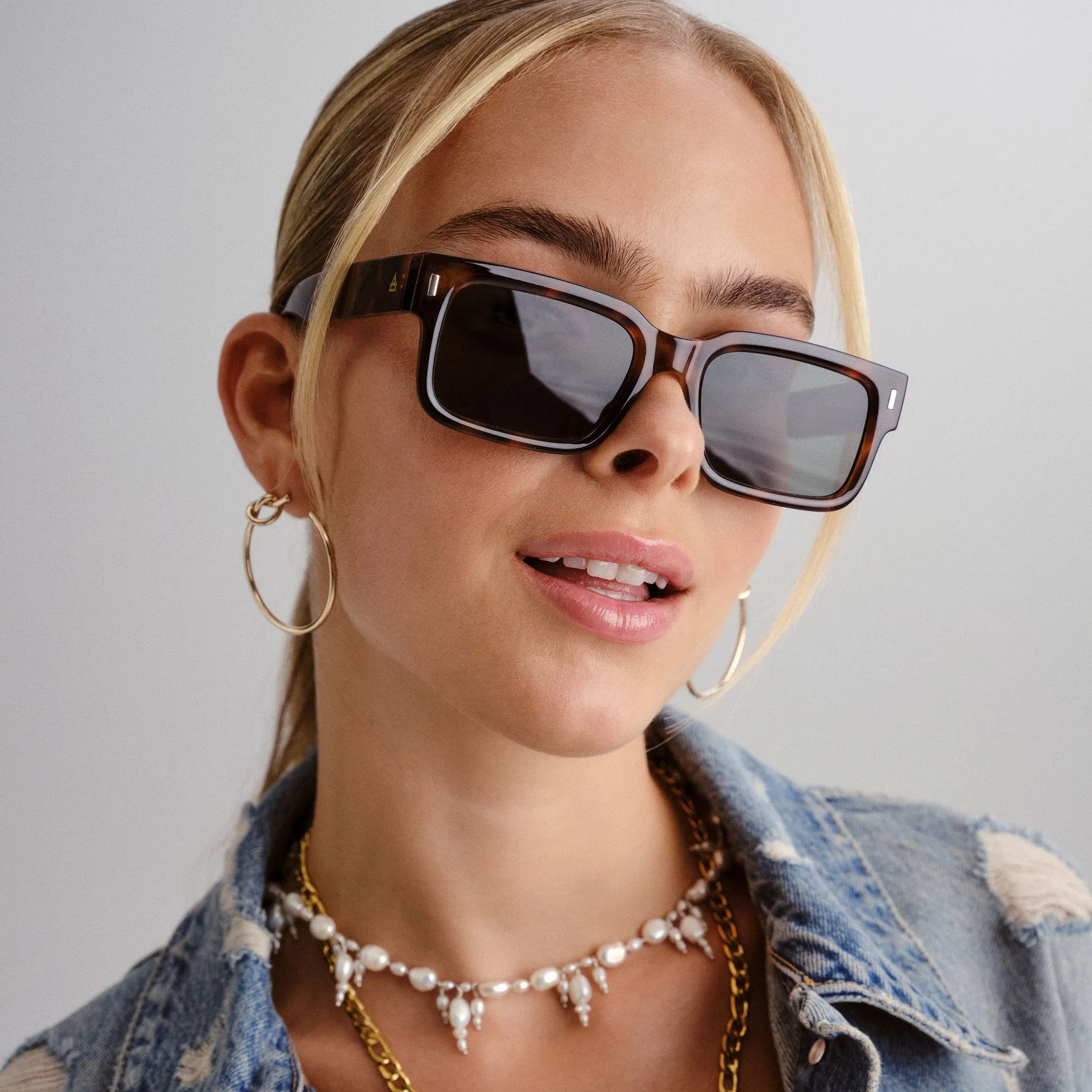 Castor - Tort sold by Aire product image thumbnail 2