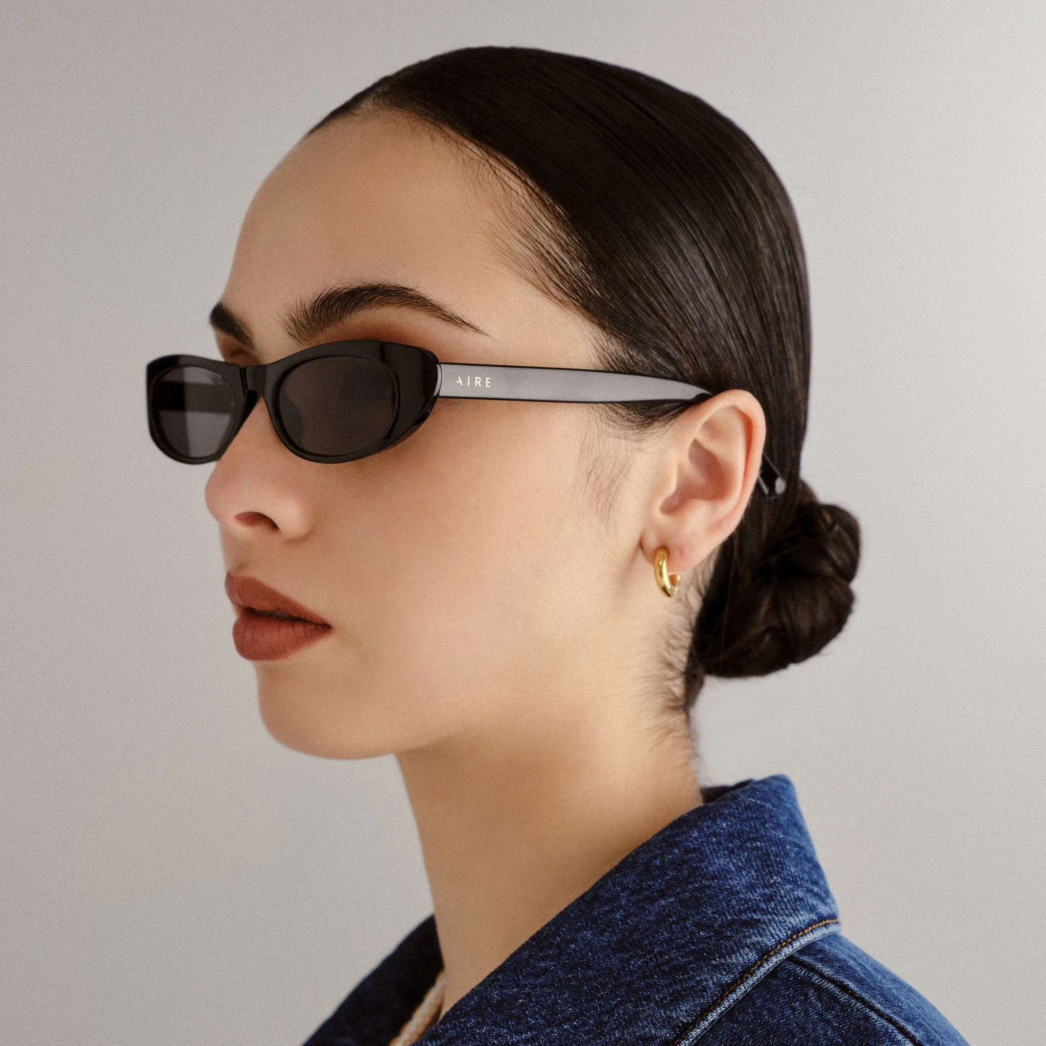 Avior - Black Smoke Mono sold by Aire product image thumbnail 5