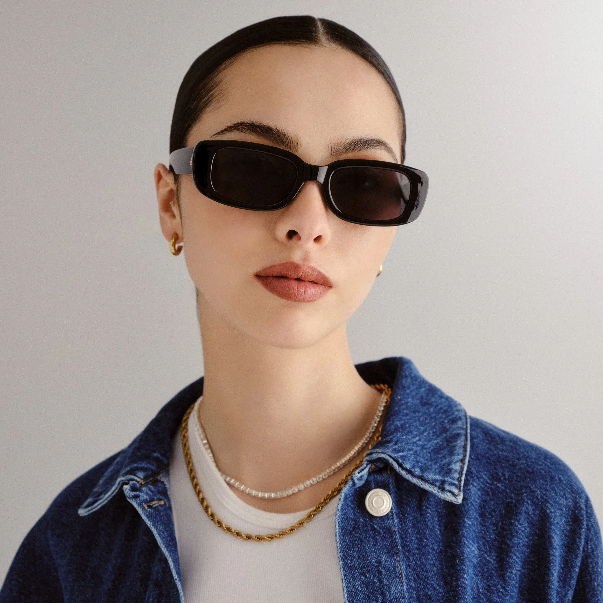 Ceres - Black Smoke Mono sold by Aire product image thumbnail 5