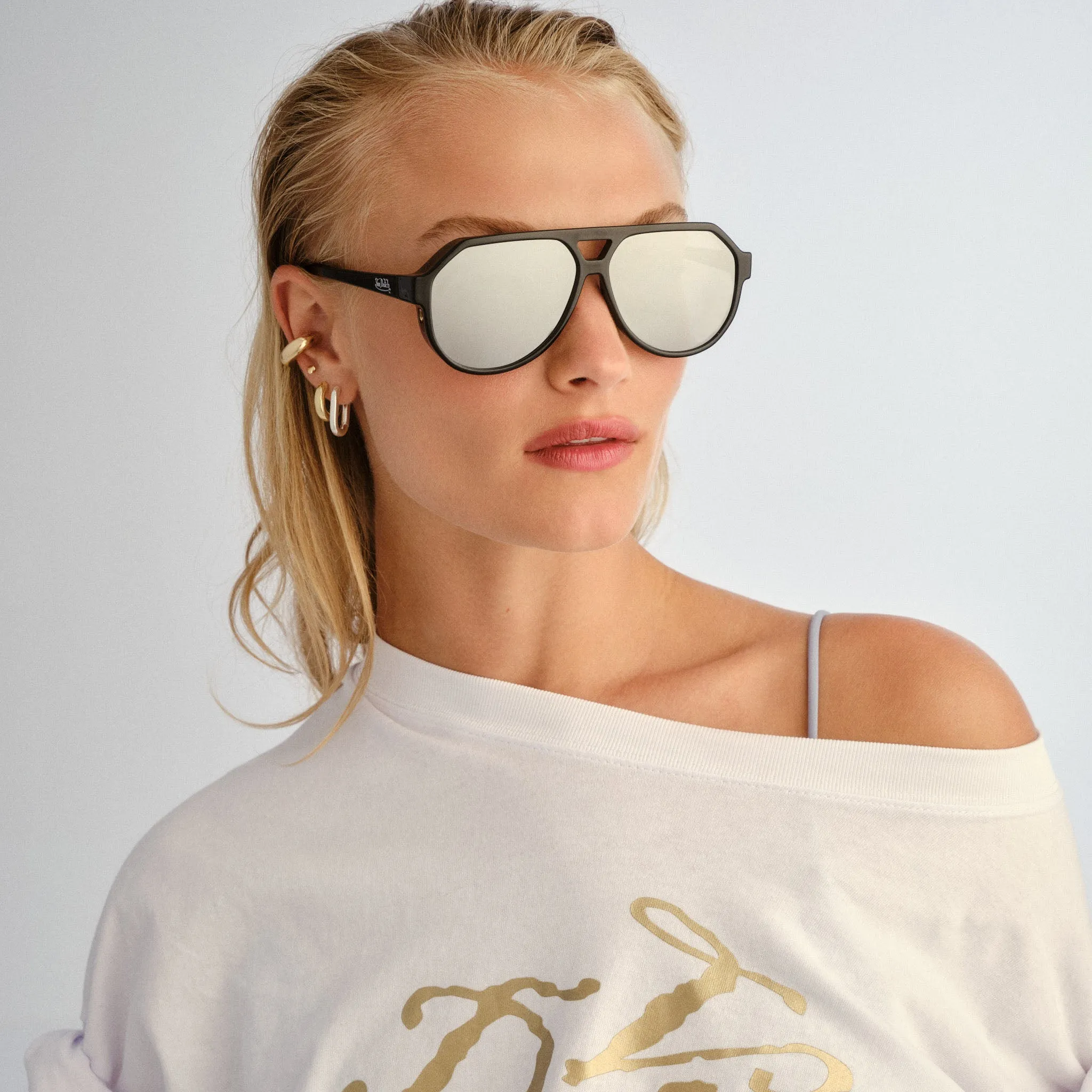 Shameless - Black sold by Aire product image thumbnail 5