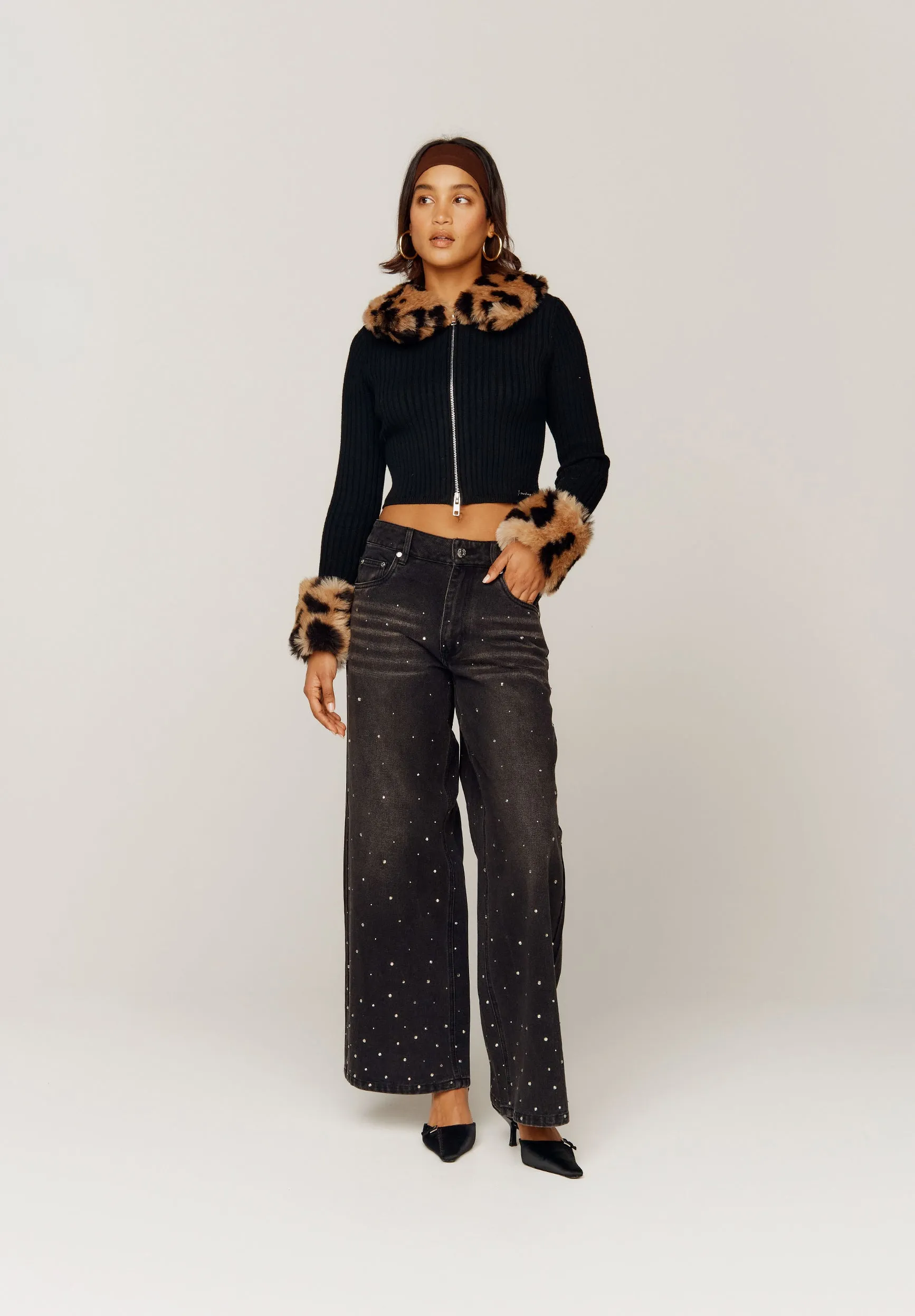 PEGGY CARDI sold by House of Sunny product image thumbnail 2