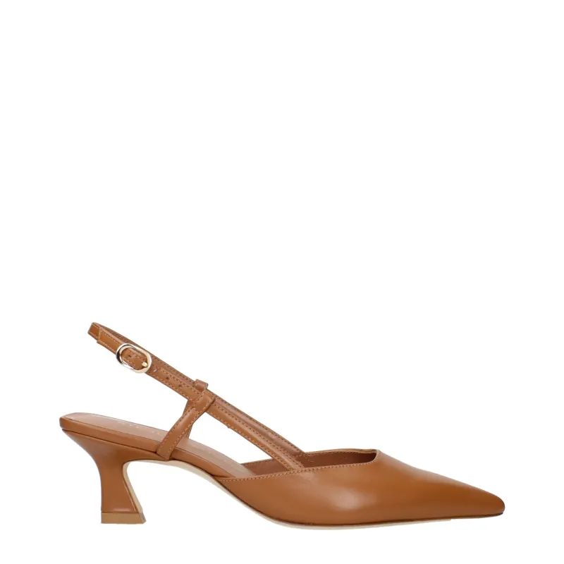 Stuart Weitzman Brown Leather Mid Heel Pumps sold by Siebentaschen