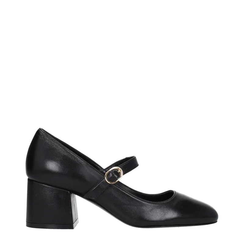 Stuart Weitzman Black Leather Mid Heel Pumps sold by Siebentaschen