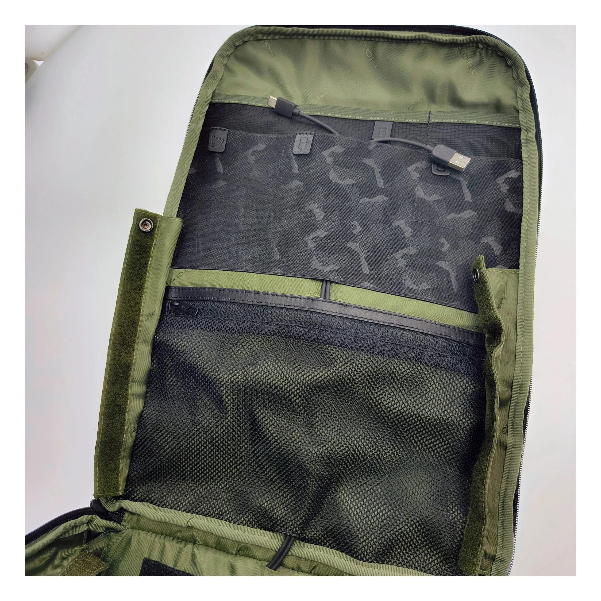 Piquadro Gray Fabric Backpack sold by Siebentaschen product image thumbnail 5