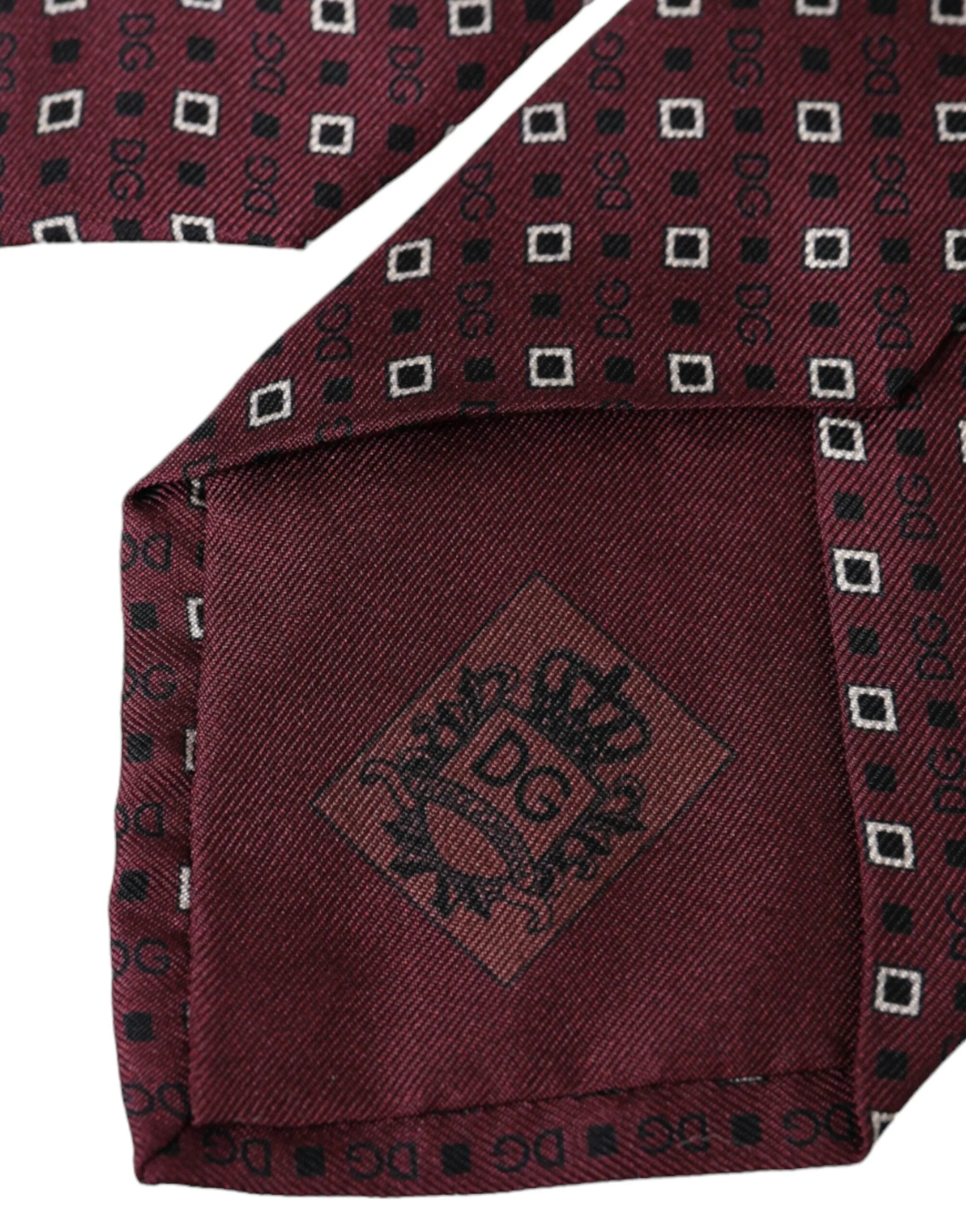 Dolce & Gabbana Maroon Silk Branded Logo Adjustable Men Tie sold by Siebentaschen product image thumbnail 4
