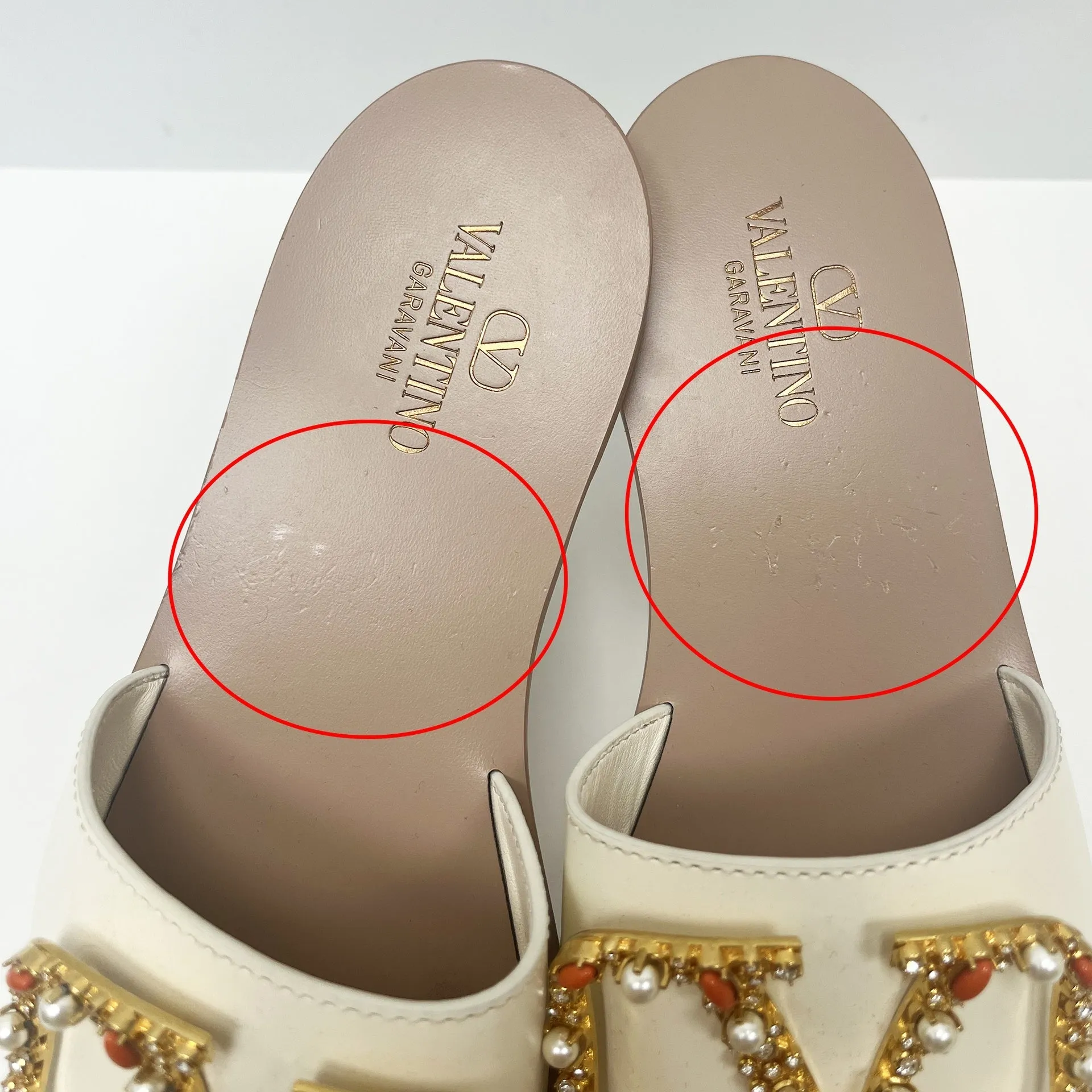 Valentino Garavani Vlogo Leather Flat Sandals sold by Siebentaschen product image thumbnail 4