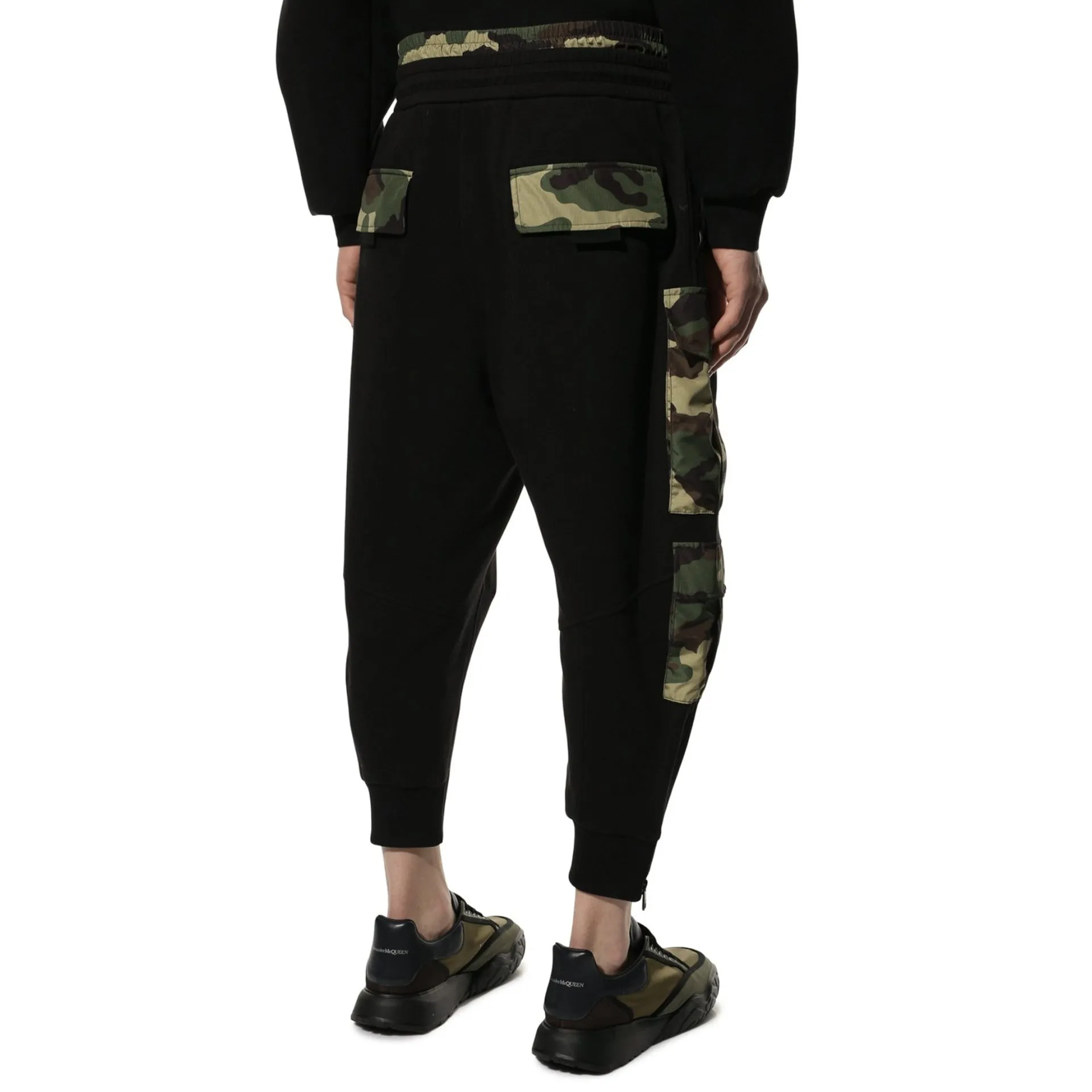 Dolce & Gabbana Camo Sweatpants sold by Siebentaschen product image thumbnail 3