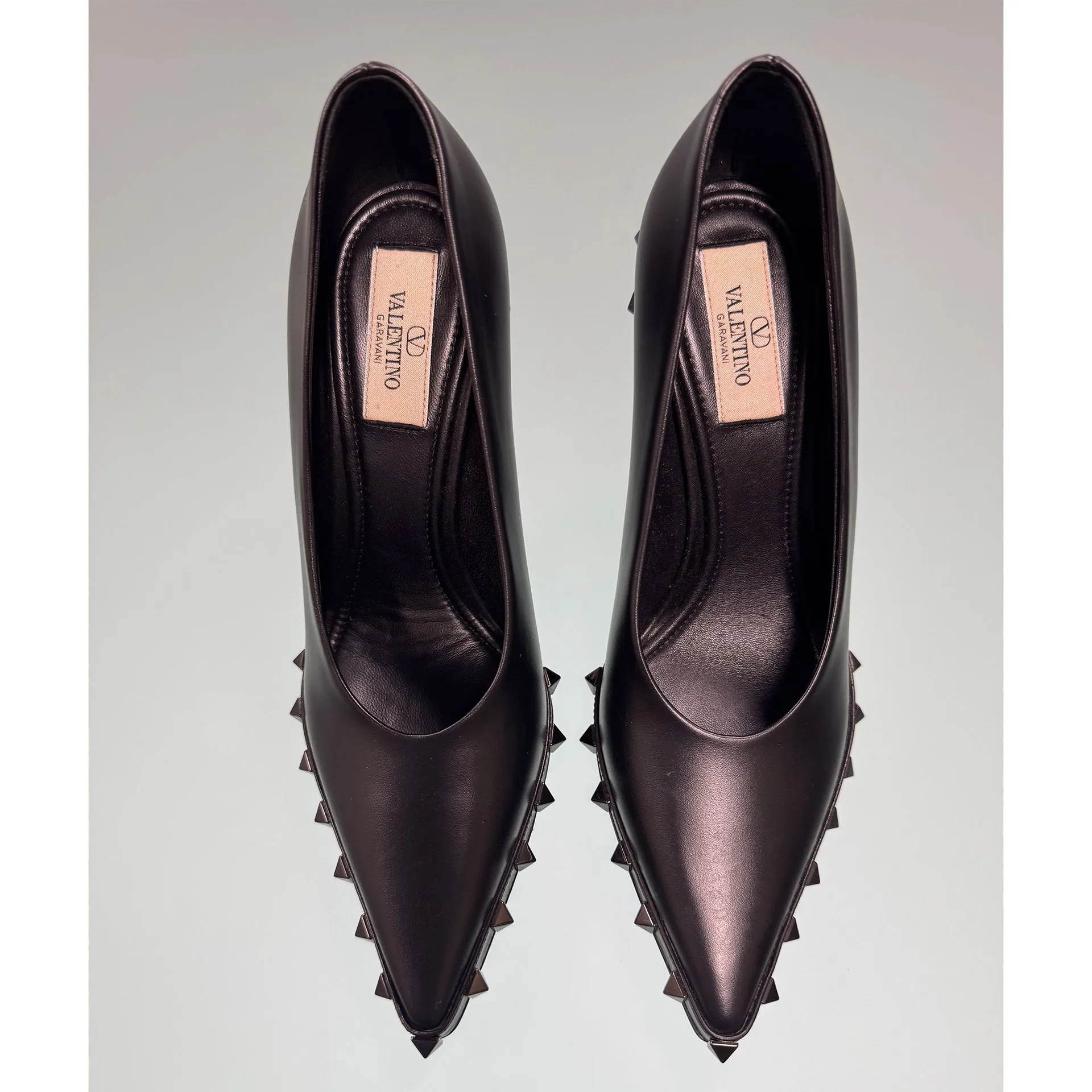 Valentino Garavani Rockstud Leather Pumps sold by Siebentaschen product image thumbnail 4