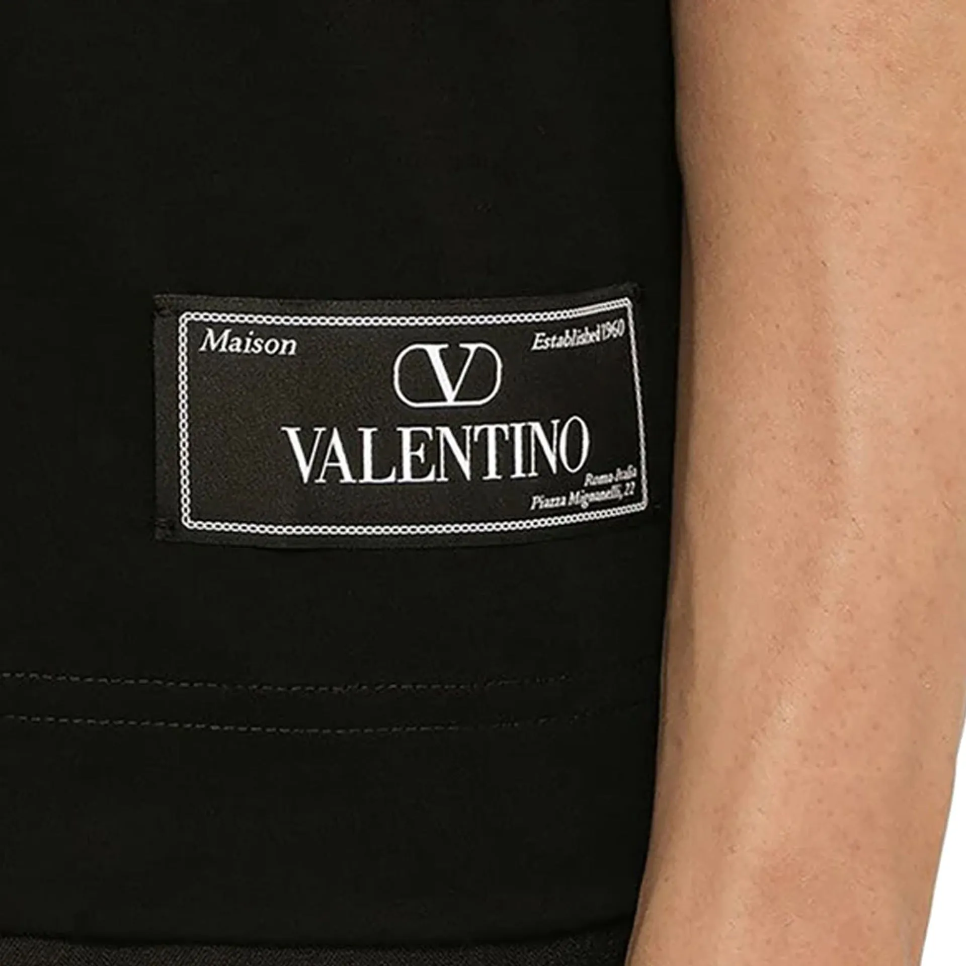 Valentino Cotton Logo T-Shirt sold by Siebentaschen product image thumbnail 4