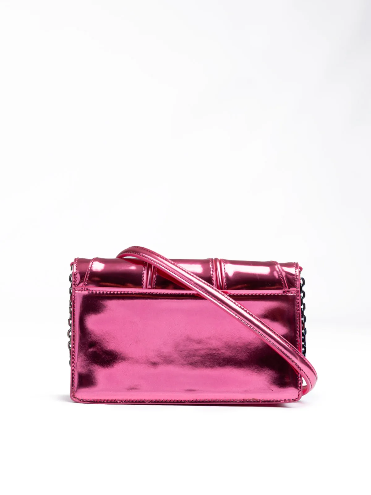 Ferrari Metal Pink GT patent leather bag with chain sold by Siebentaschen product image thumbnail 3