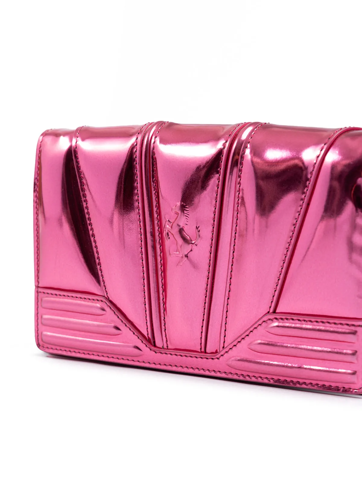Ferrari Metal Pink GT patent leather bag with chain sold by Siebentaschen product image thumbnail 4
