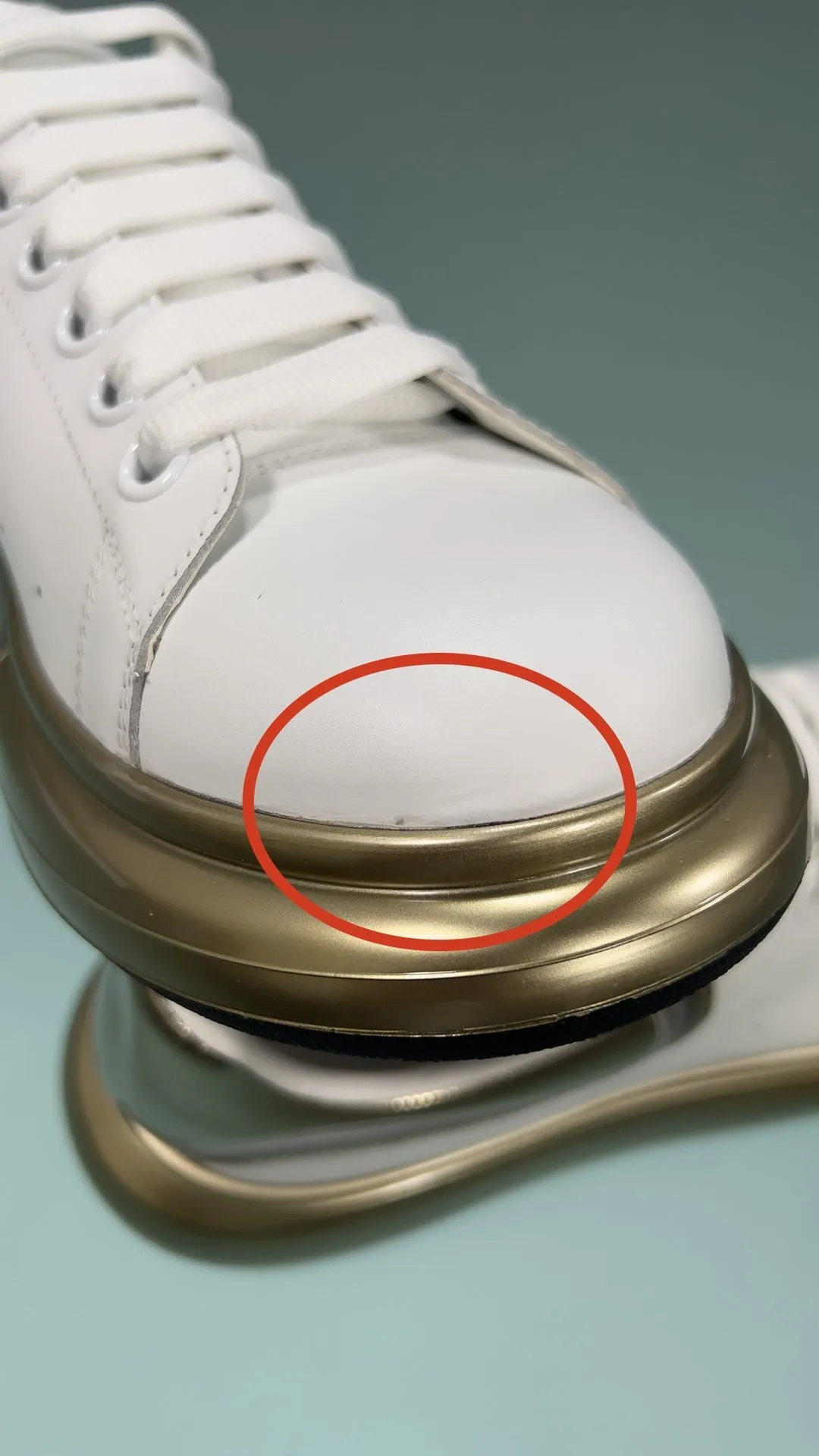 Alexander McQueen Sneakers sold by Siebentaschen product image thumbnail 5