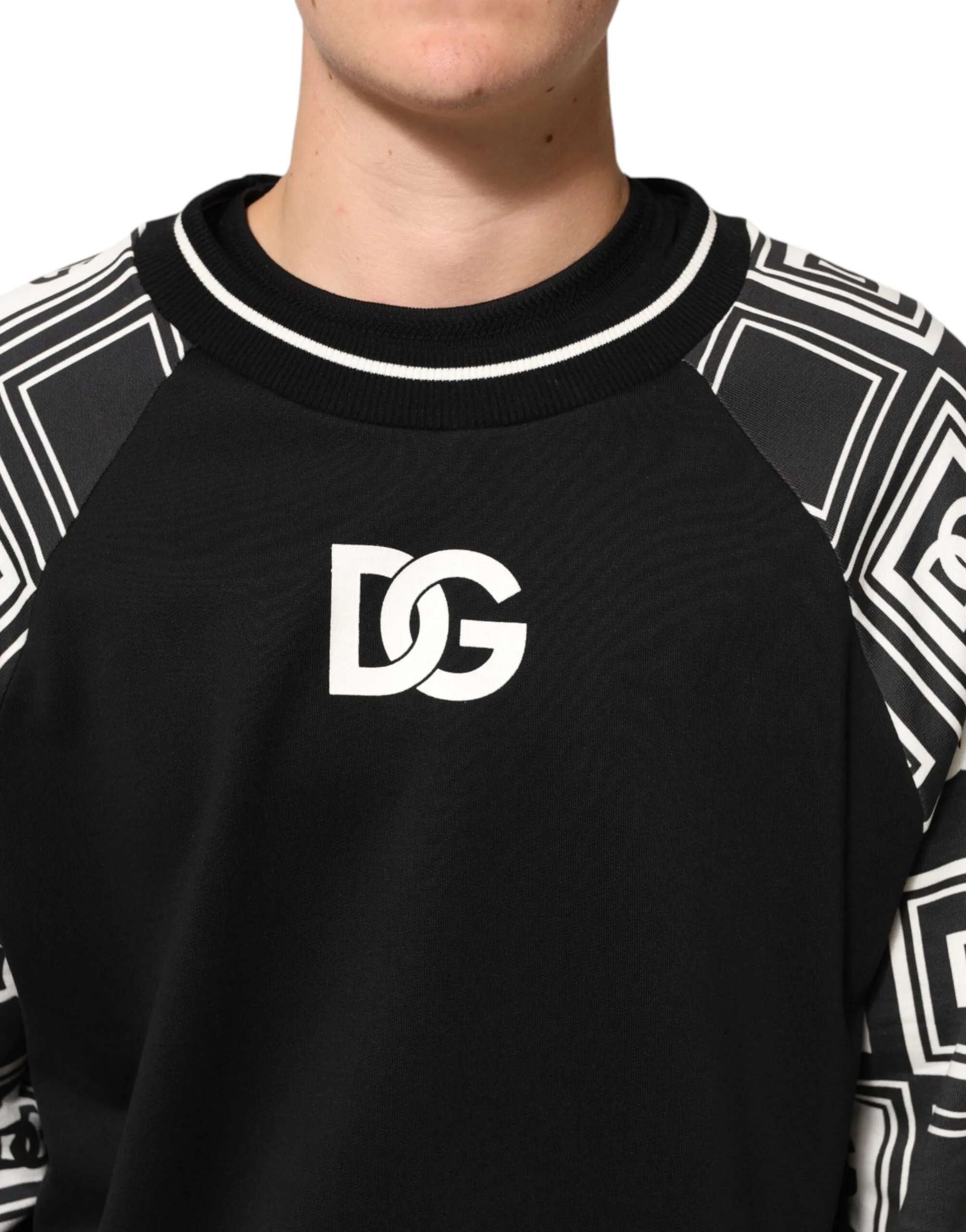Dolce & Gabbana Black Magnificent DG Logo Sweatshirt Sweater sold by Siebentaschen product image thumbnail 5
