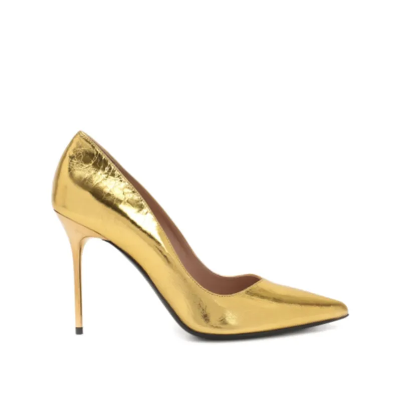 Balmain Leather Pumps sold by Siebentaschen