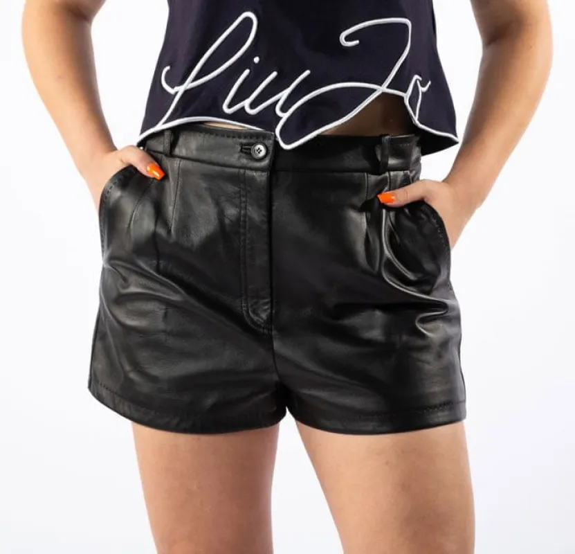 Dolce & Gabbana Black Lambskin Women Short sold by Siebentaschen