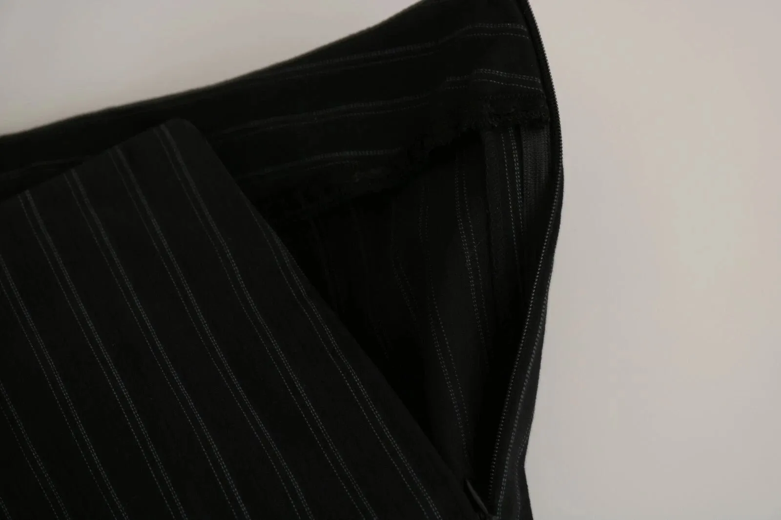 BENCIVENGA Black High Waist Straight Dress Trouser Pants sold by Siebentaschen product image thumbnail 2