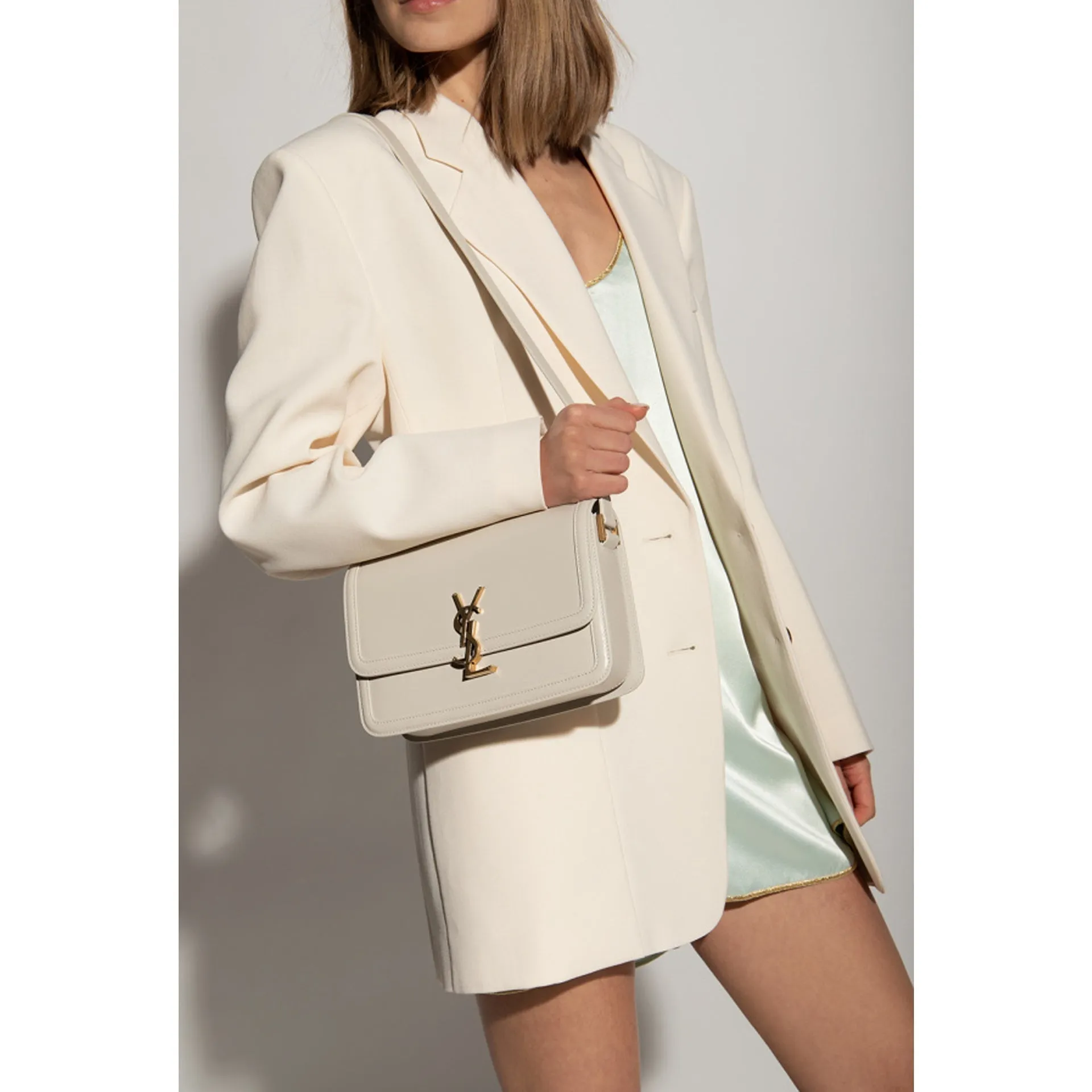 Saint Laurent Solferino Medium Shoulder Bag sold by Siebentaschen product image thumbnail 4