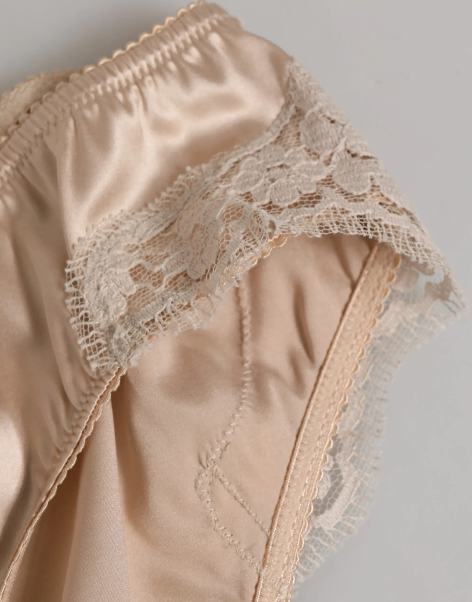 Dolce & Gabbana Beige Silk Satin Floral Lace Panty Brief Underwear sold by Siebentaschen product image thumbnail 4
