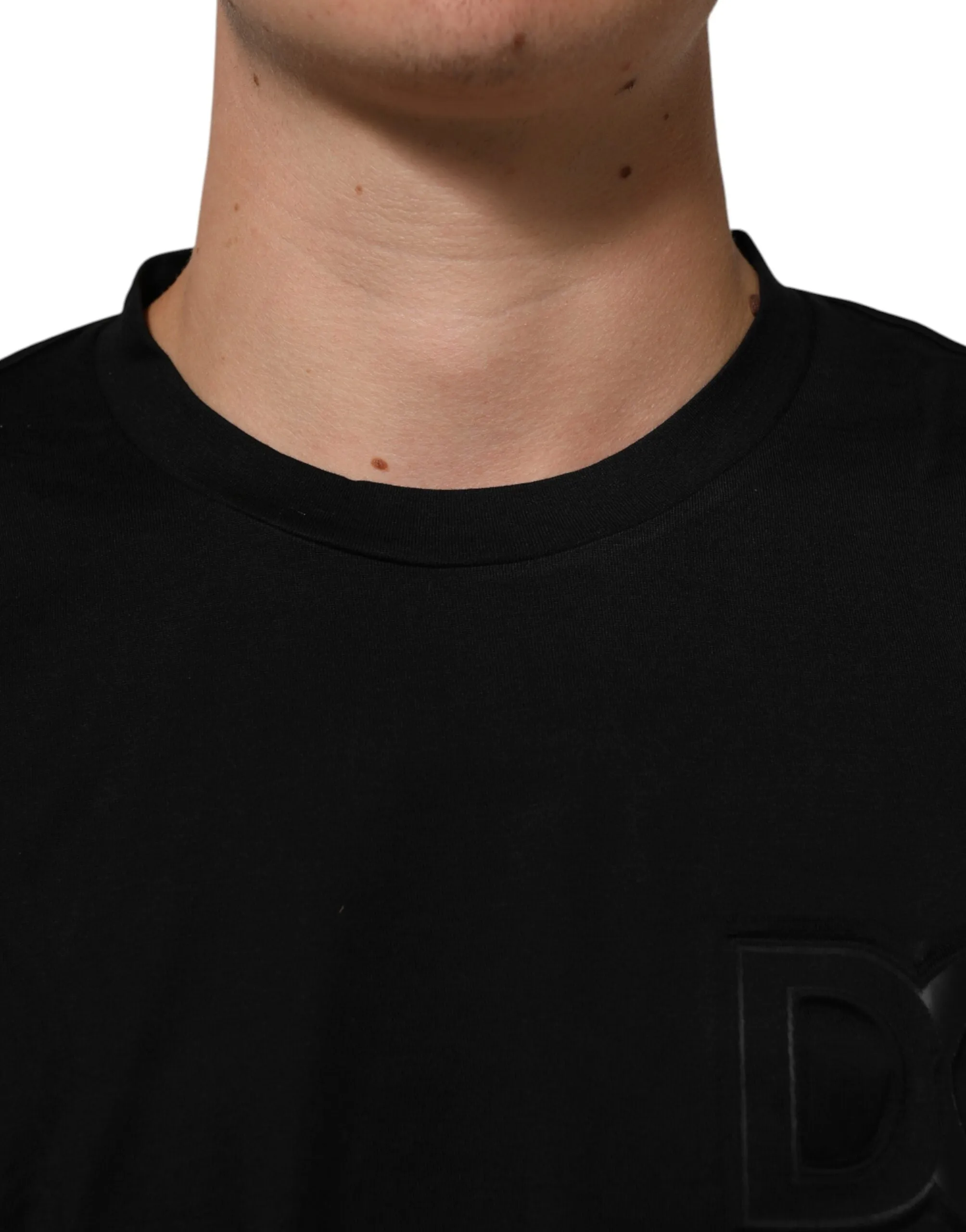 Dolce & Gabbana Black Logo Patch Cotton Men Crew Neck T-shirt sold by Siebentaschen product image thumbnail 5