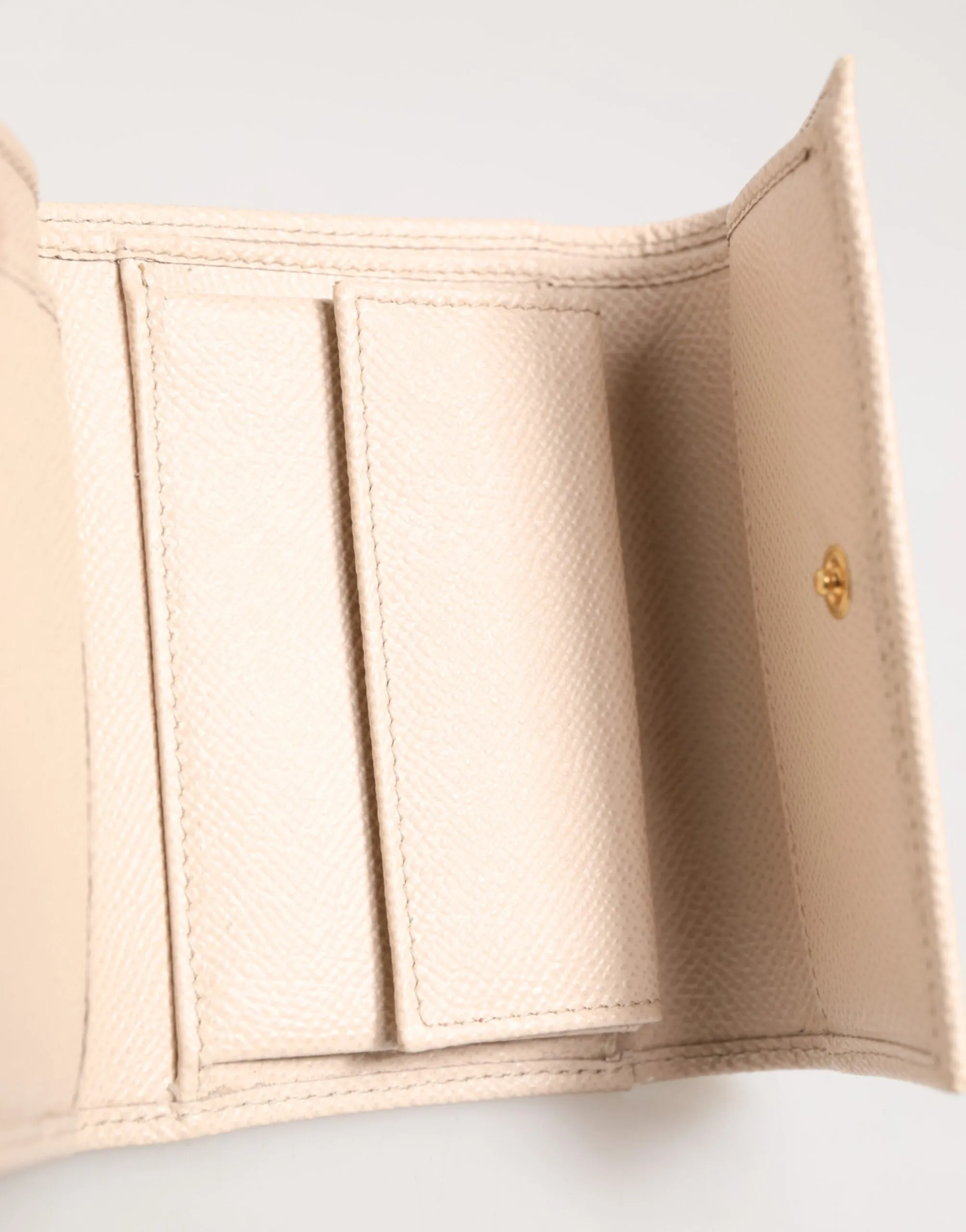 Dolce & Gabbana Light Pink Calf Leather DG Logo French Flap Wallet sold by Siebentaschen product image thumbnail 4