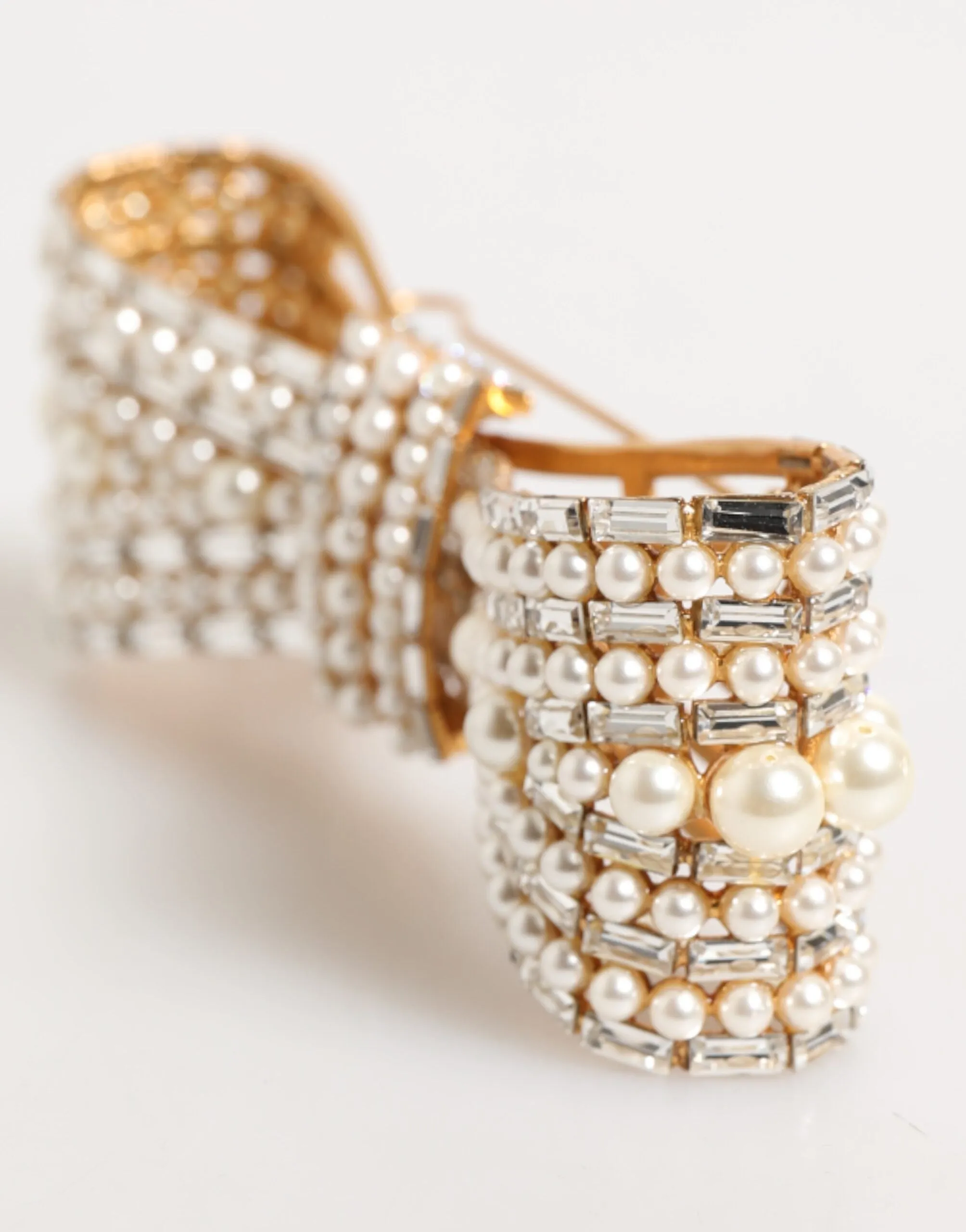 Dolce & Gabbana Gold Brass Glas Crystal Faux Pearl Embellished Brooch sold by Siebentaschen product image thumbnail 3