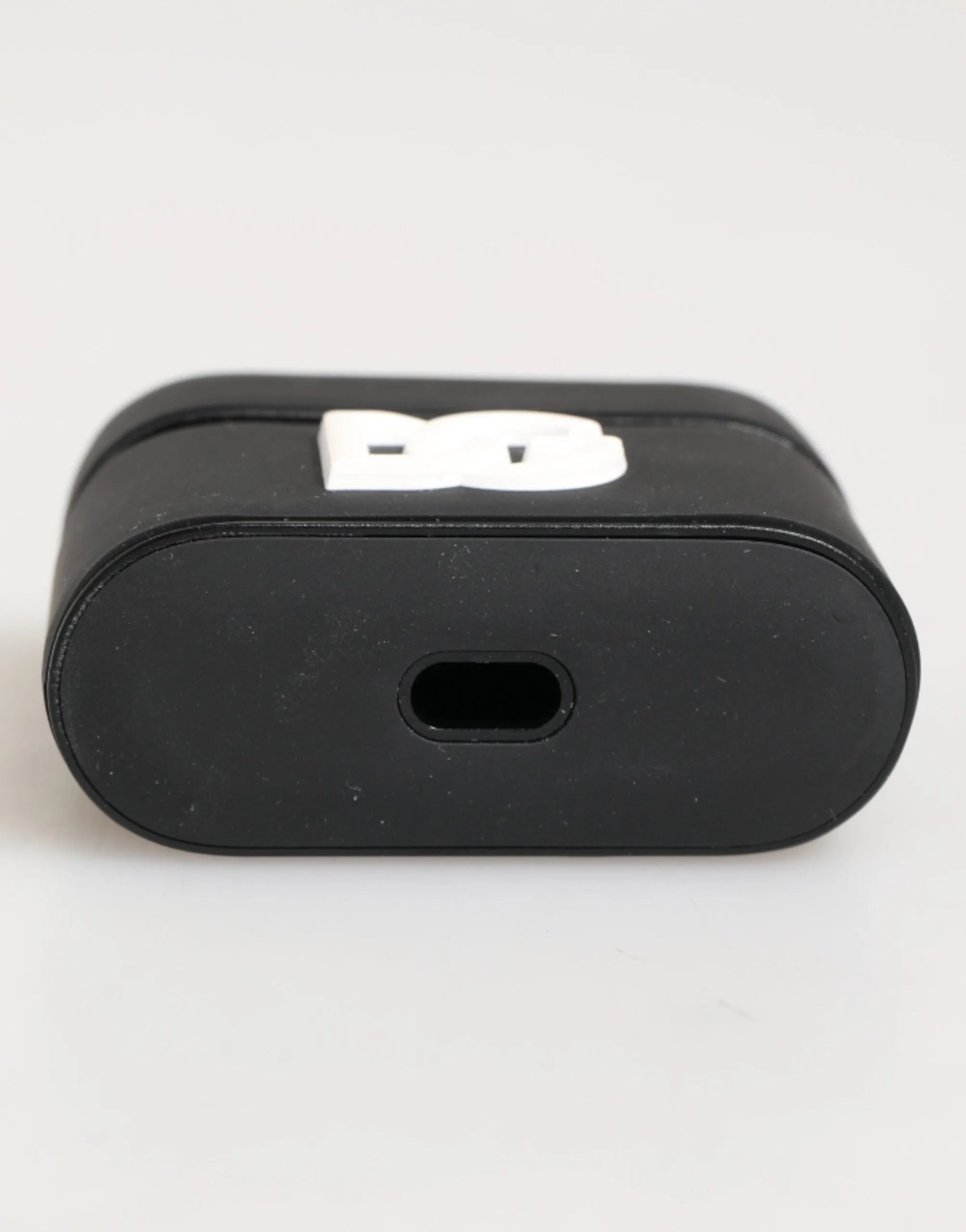 Dolce & Gabbana Black White Rubber Embossed Logo Accessory Airpods Case sold by Siebentaschen product image thumbnail 5