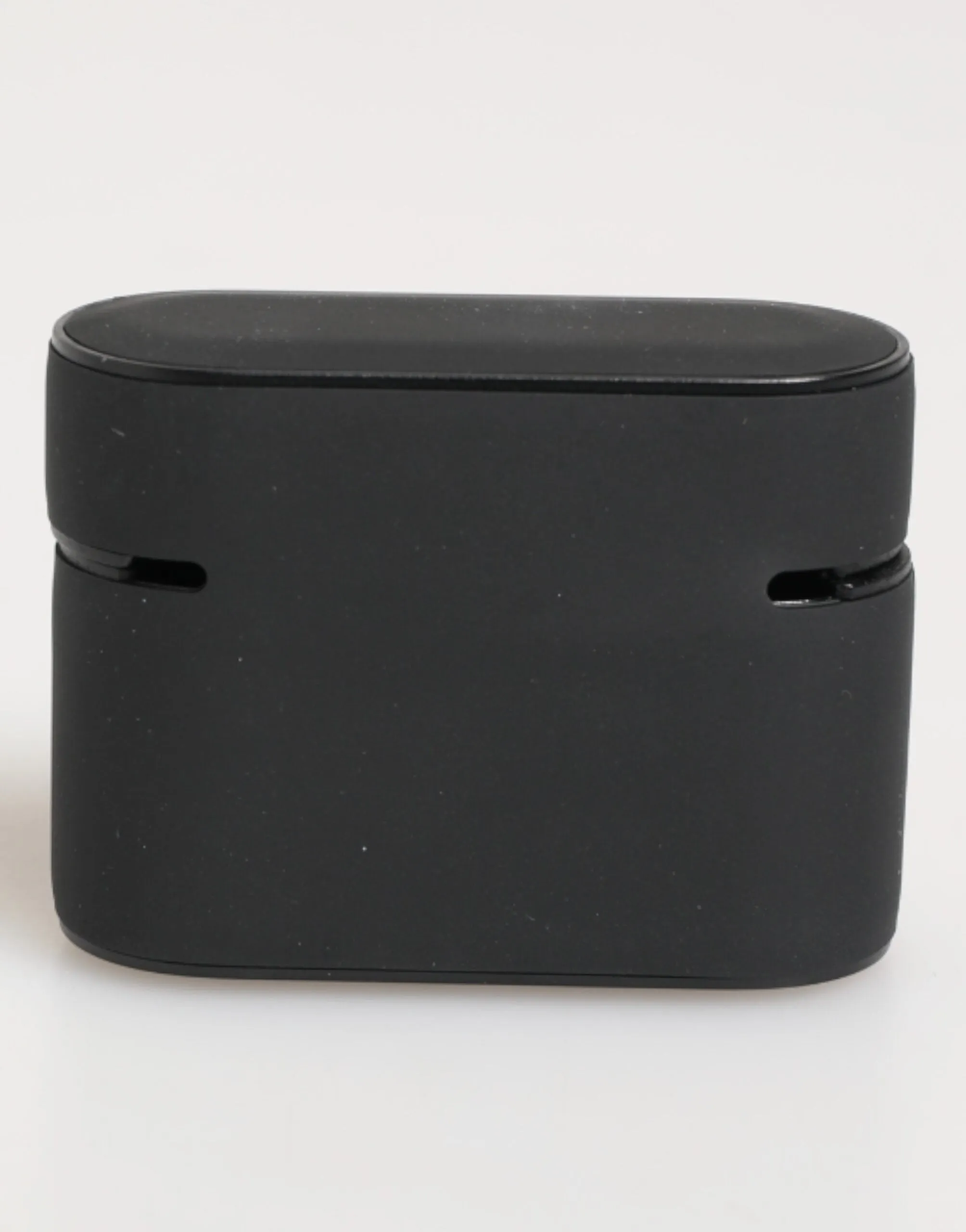 Dolce & Gabbana Black White Rubber Embossed Logo Accessory Airpods Case sold by Siebentaschen product image thumbnail 4