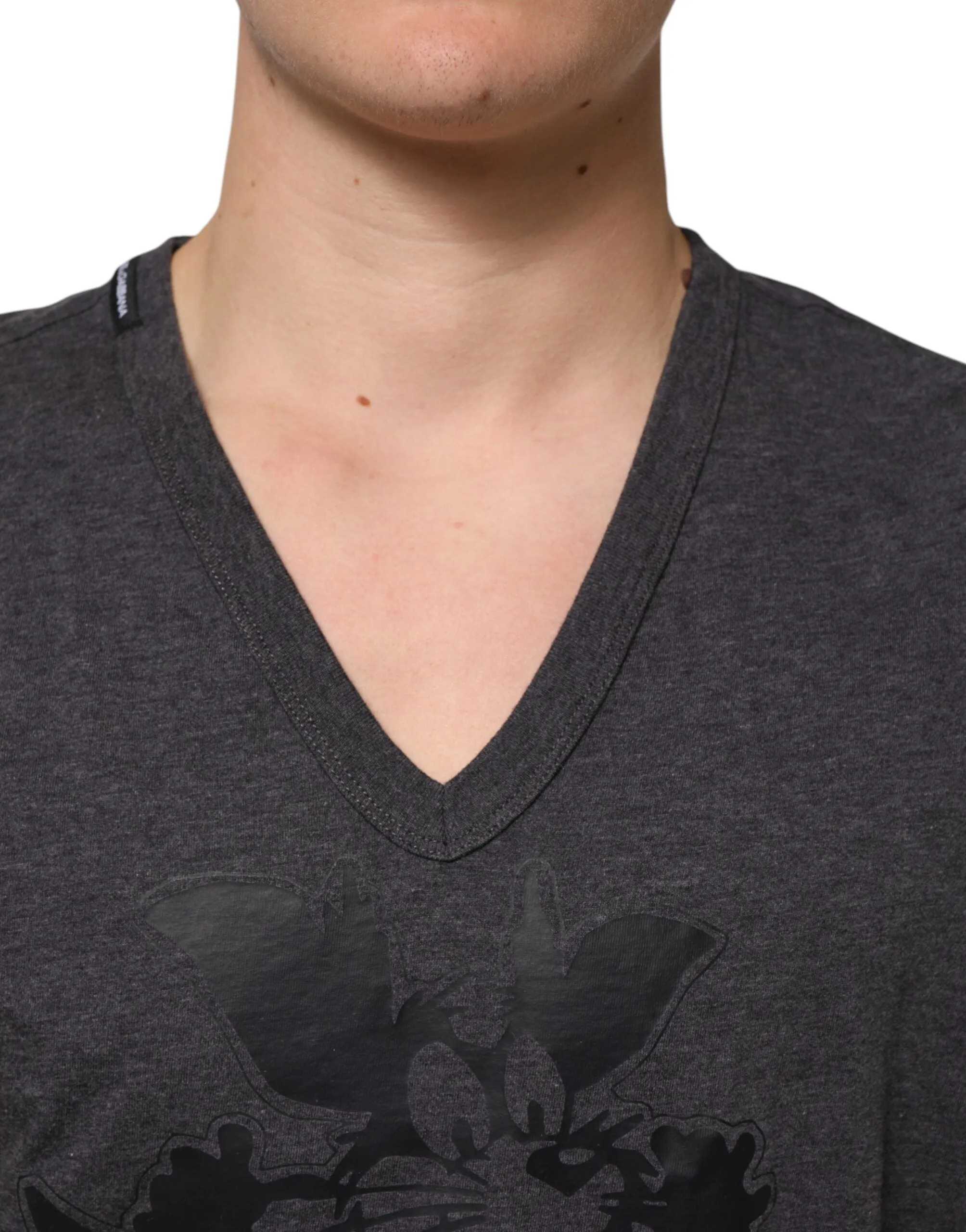 Dolce & Gabbana Black Charcoal DG Logo V-Neck Men T-shirt sold by Siebentaschen product image thumbnail 5