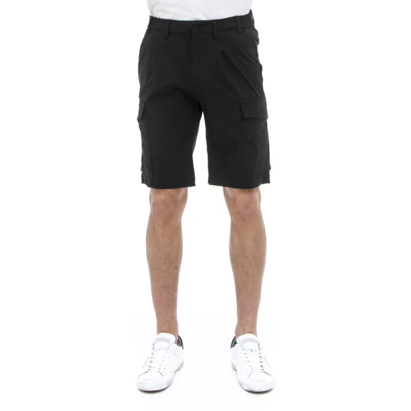 People Of Shibuya Sleek Urban Stretch Bermuda Shorts sold by Siebentaschen