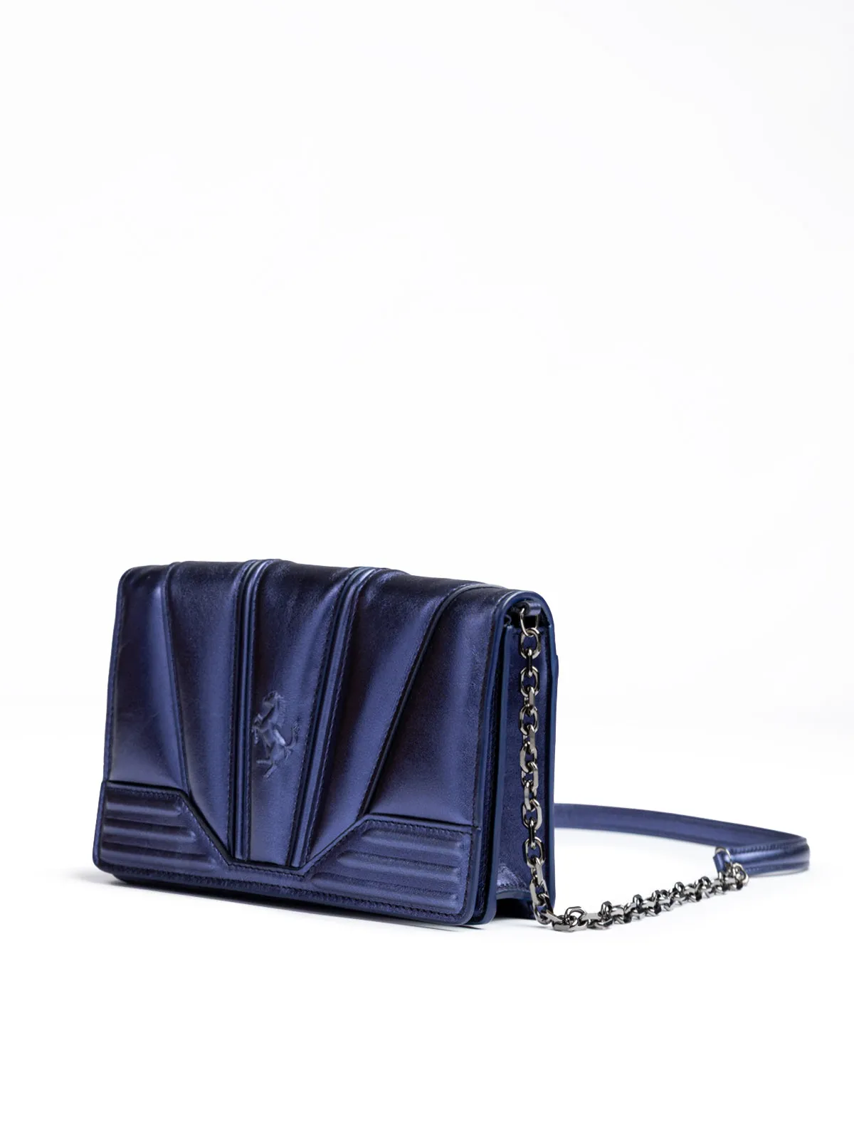 Ferrari Metal blue GT patent leather bag with chain sold by Siebentaschen product image thumbnail 2