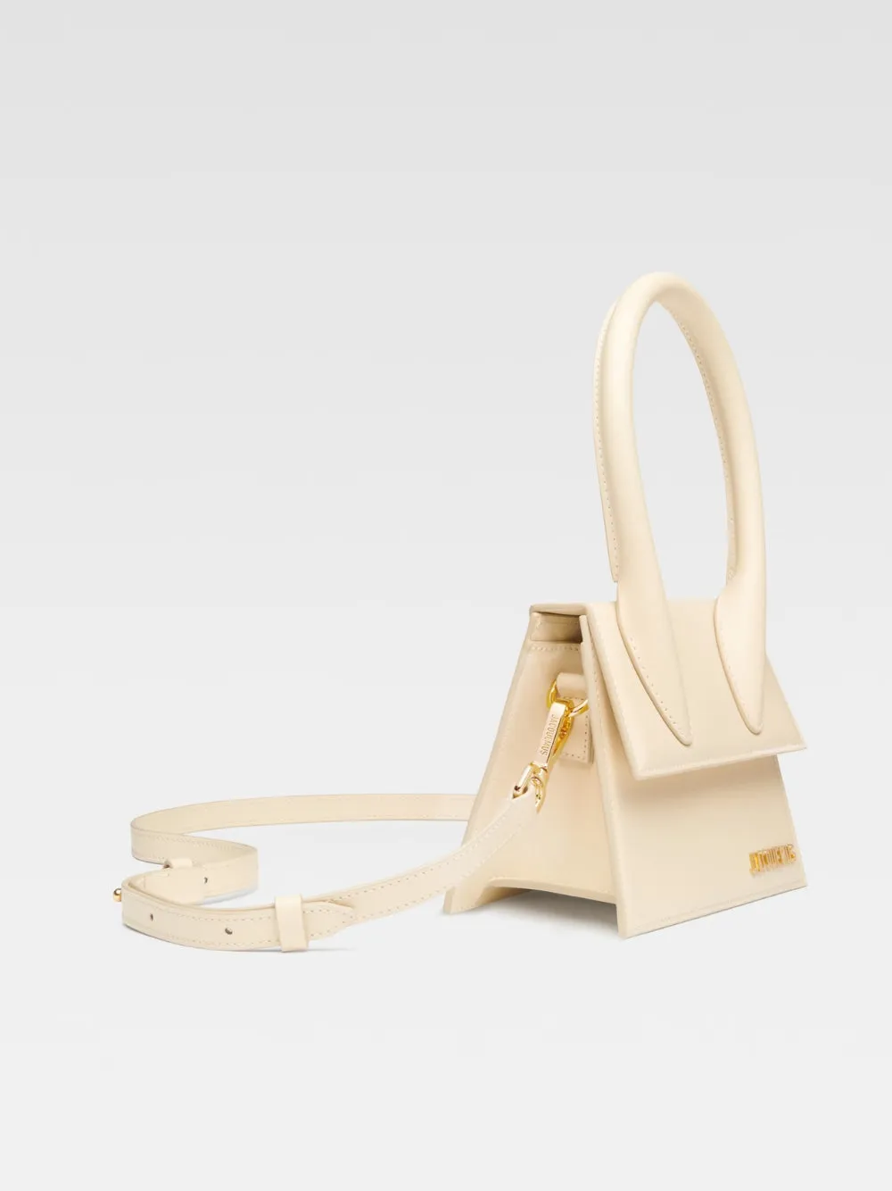 Jacquemus Le Chiquito Moyen Ivory Bag sold by Siebentaschen product image thumbnail 3