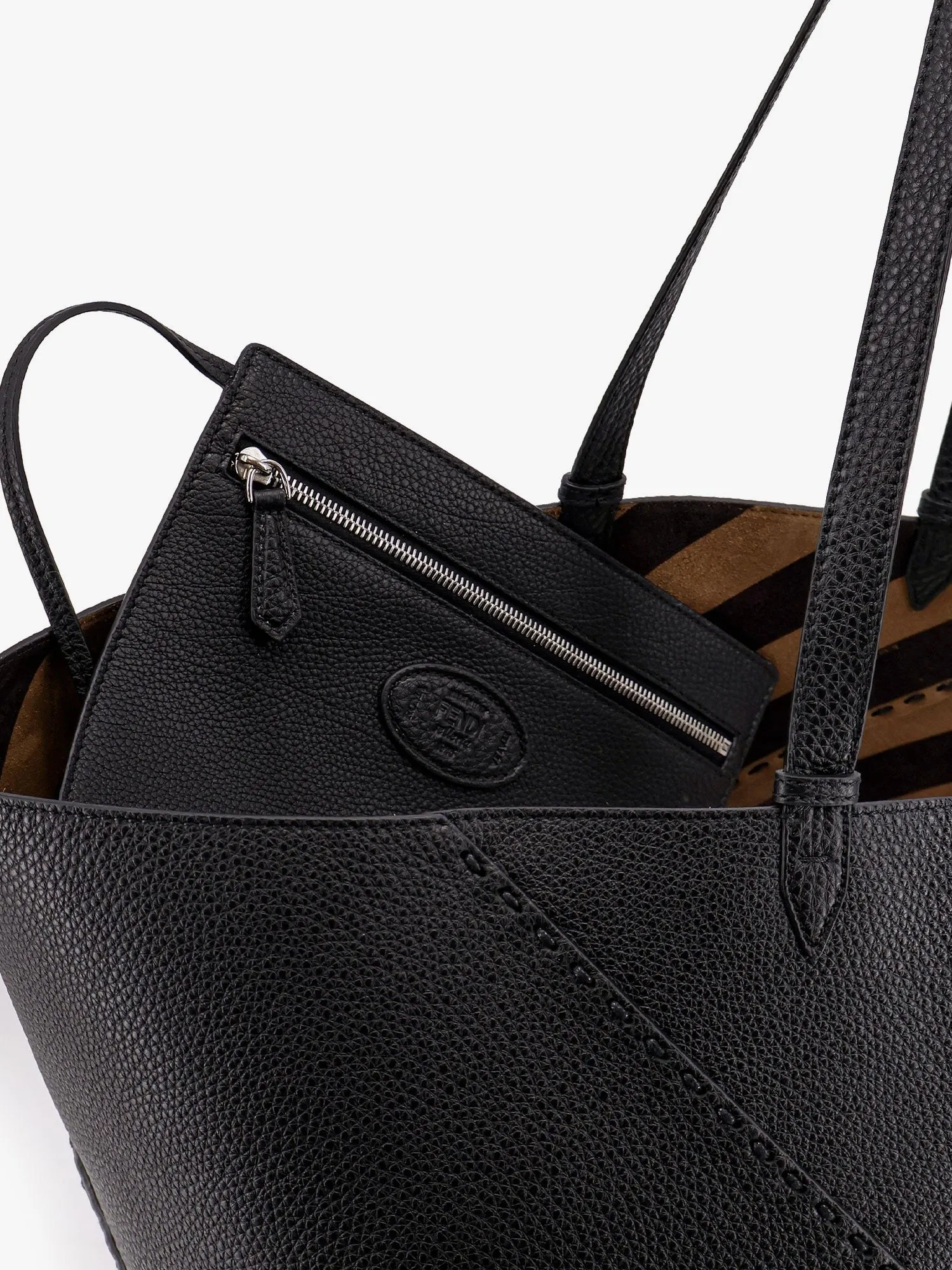 Fendi Diagonal selleria large leather shopping bag sold by Siebentaschen product image thumbnail 5