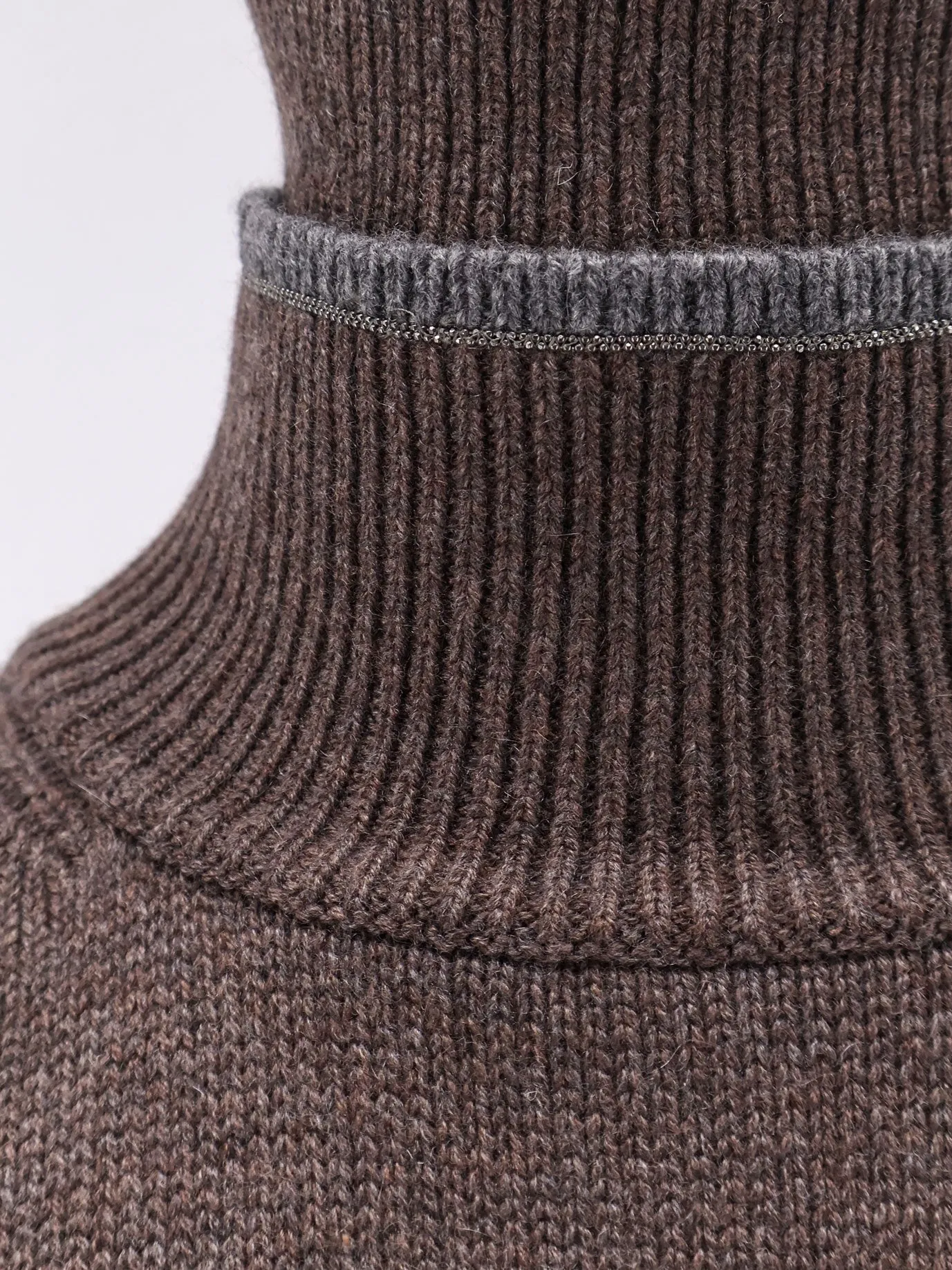 Brunello Cucinelli Cashmere turtleneck sold by Siebentaschen product image thumbnail 3