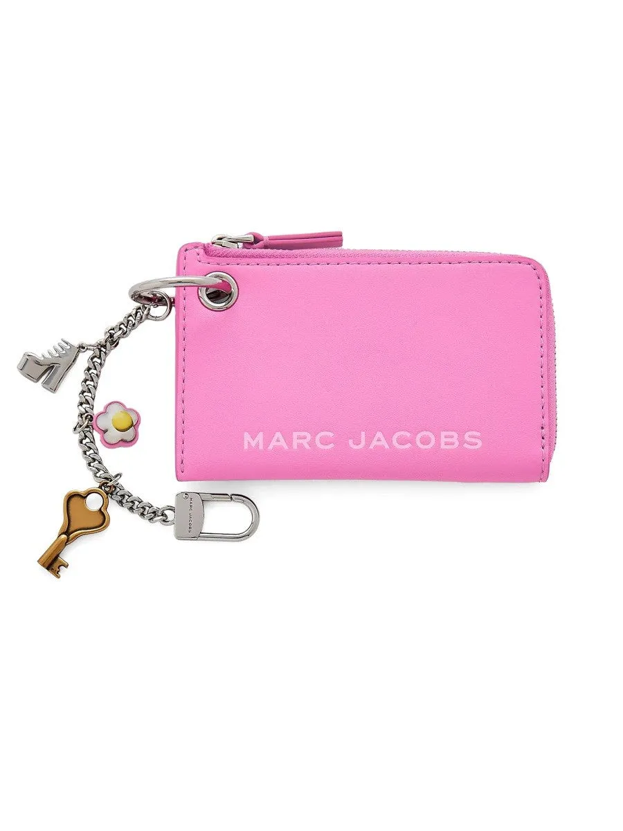 Marc Jacobs ZIPPERED WALLET WITH PENDANT sold by Siebentaschen