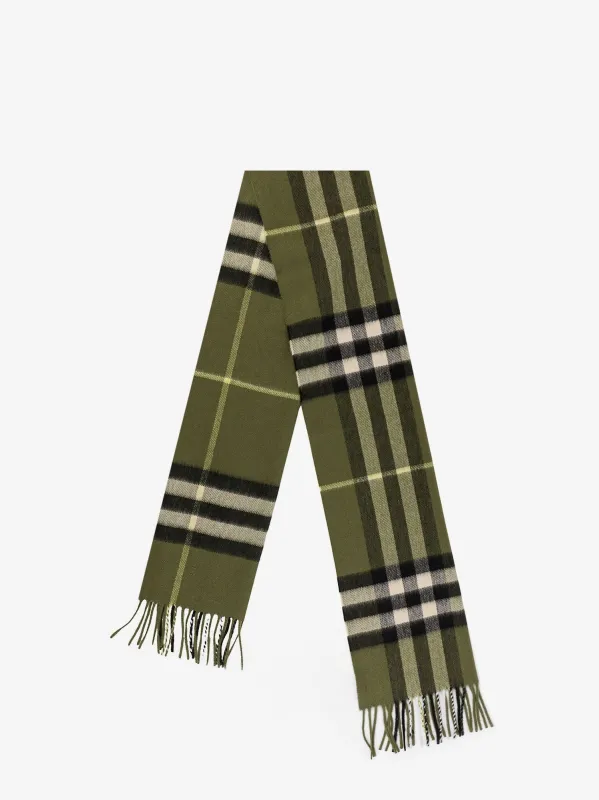 Burberry Giant Check cashmere scarf sold by Siebentaschen