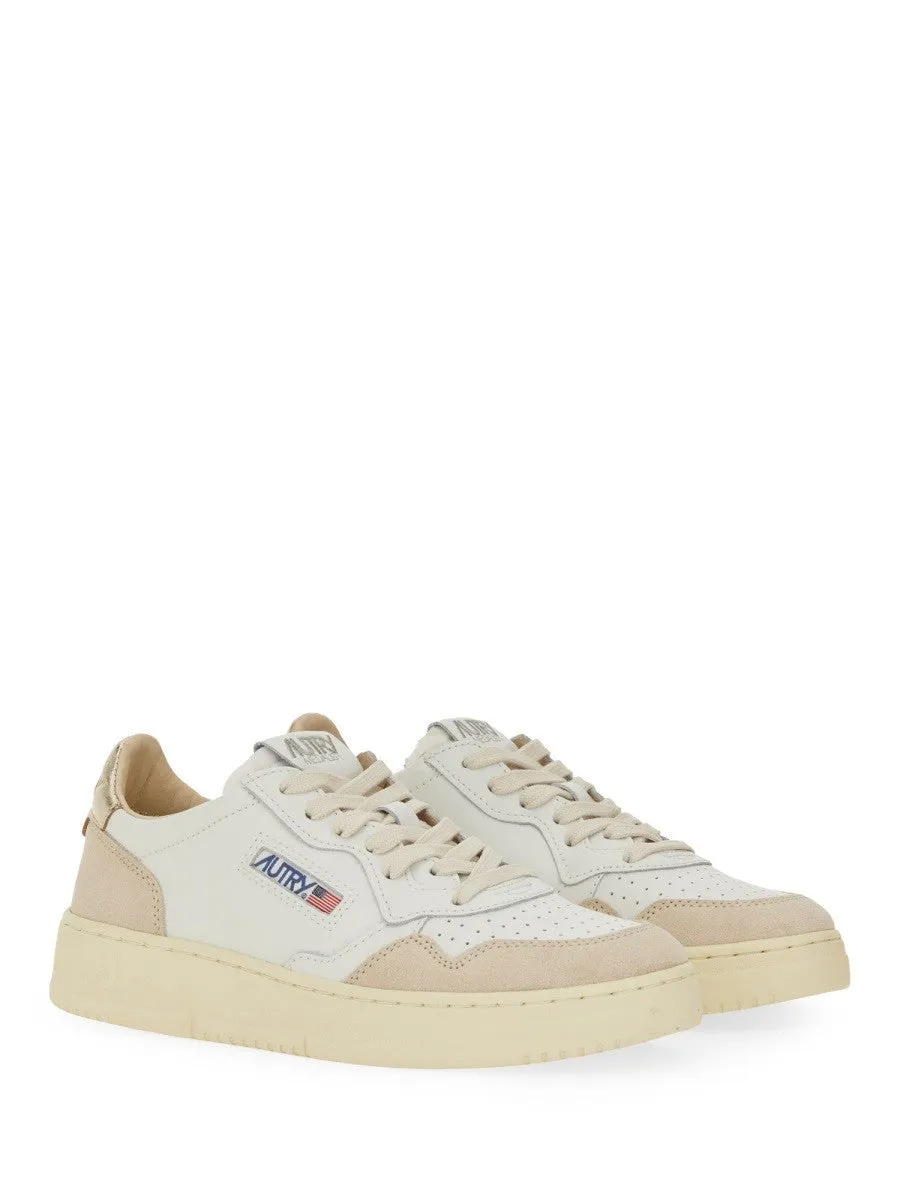 Autry "MEDALIST LOW" SNEAKER sold by Siebentaschen product image thumbnail 2