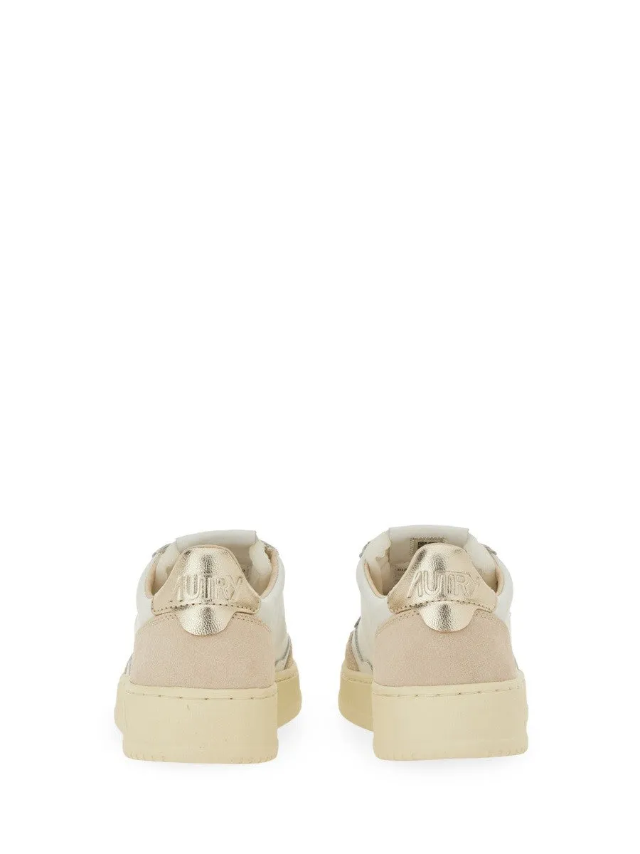 Autry "MEDALIST LOW" SNEAKER sold by Siebentaschen product image thumbnail 3