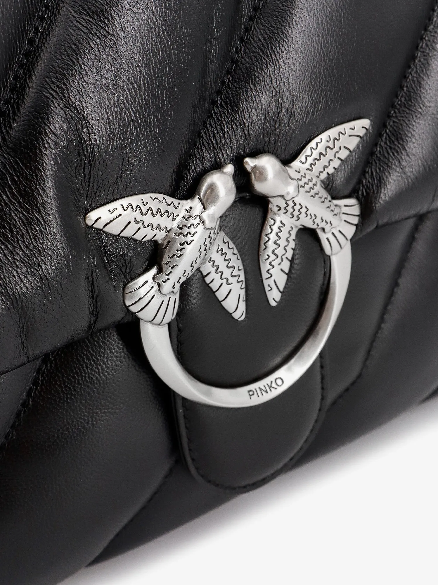 Pinko Matelassé leather shoulder bag sold by Siebentaschen product image thumbnail 5