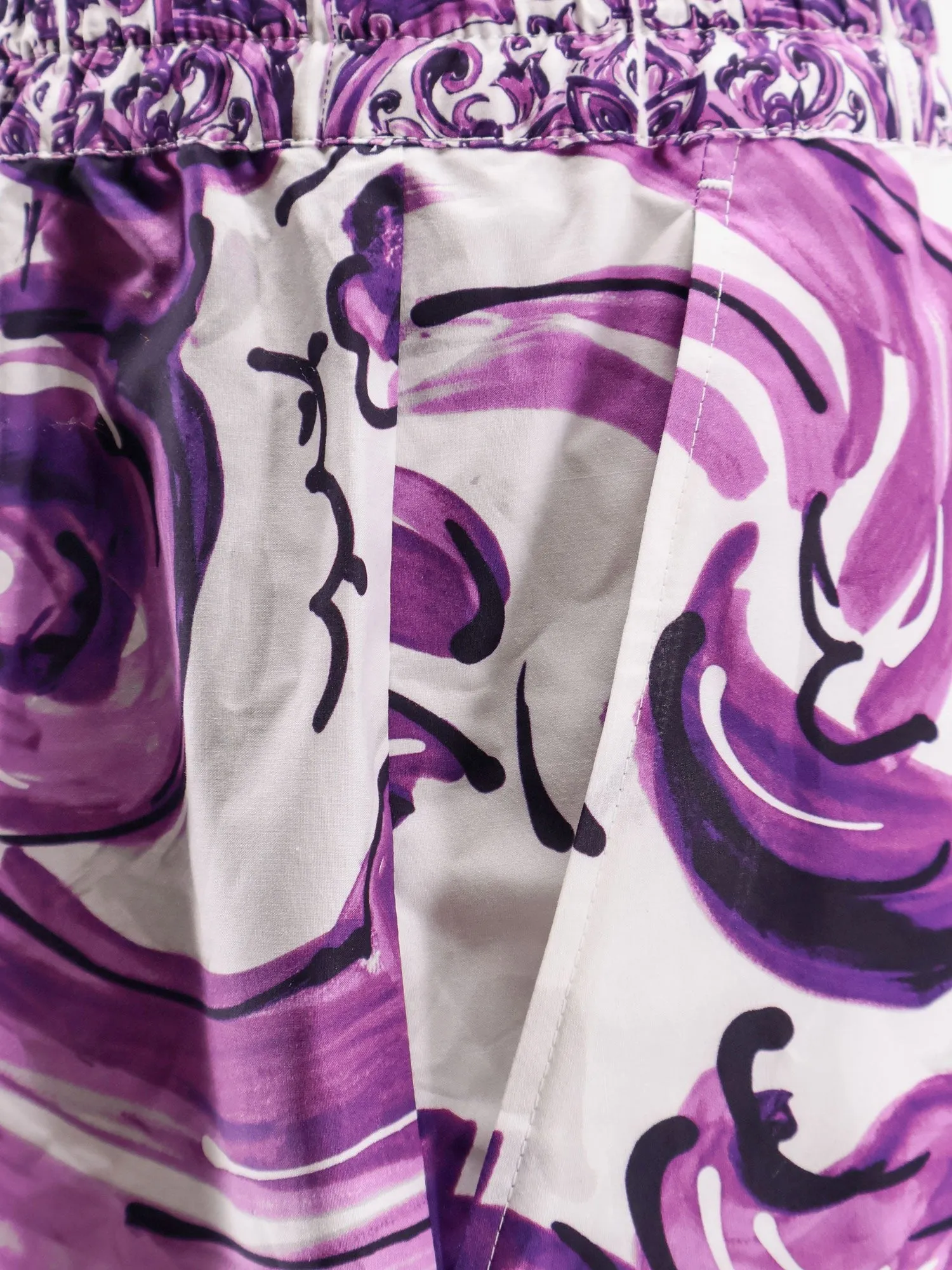 Dolce & Gabbana Cotton shorts with Maiolica print sold by Siebentaschen product image thumbnail 3