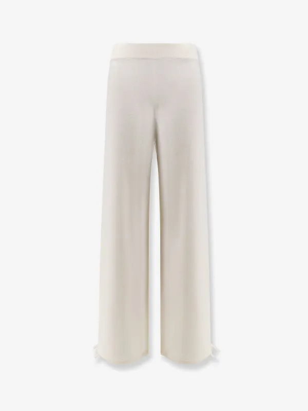 Max Mara Nigeria pure virgin wool trousers sold by Siebentaschen