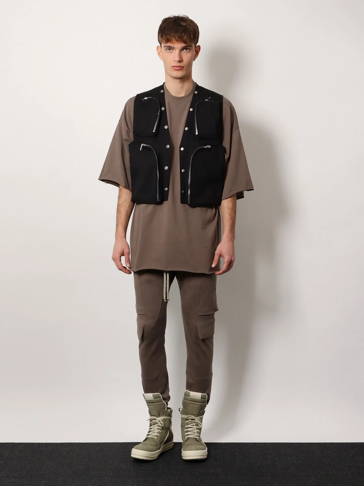 RICK OWENS Mastodon megacargo organic cotton jogging trouser sold by Siebentaschen product image thumbnail 2