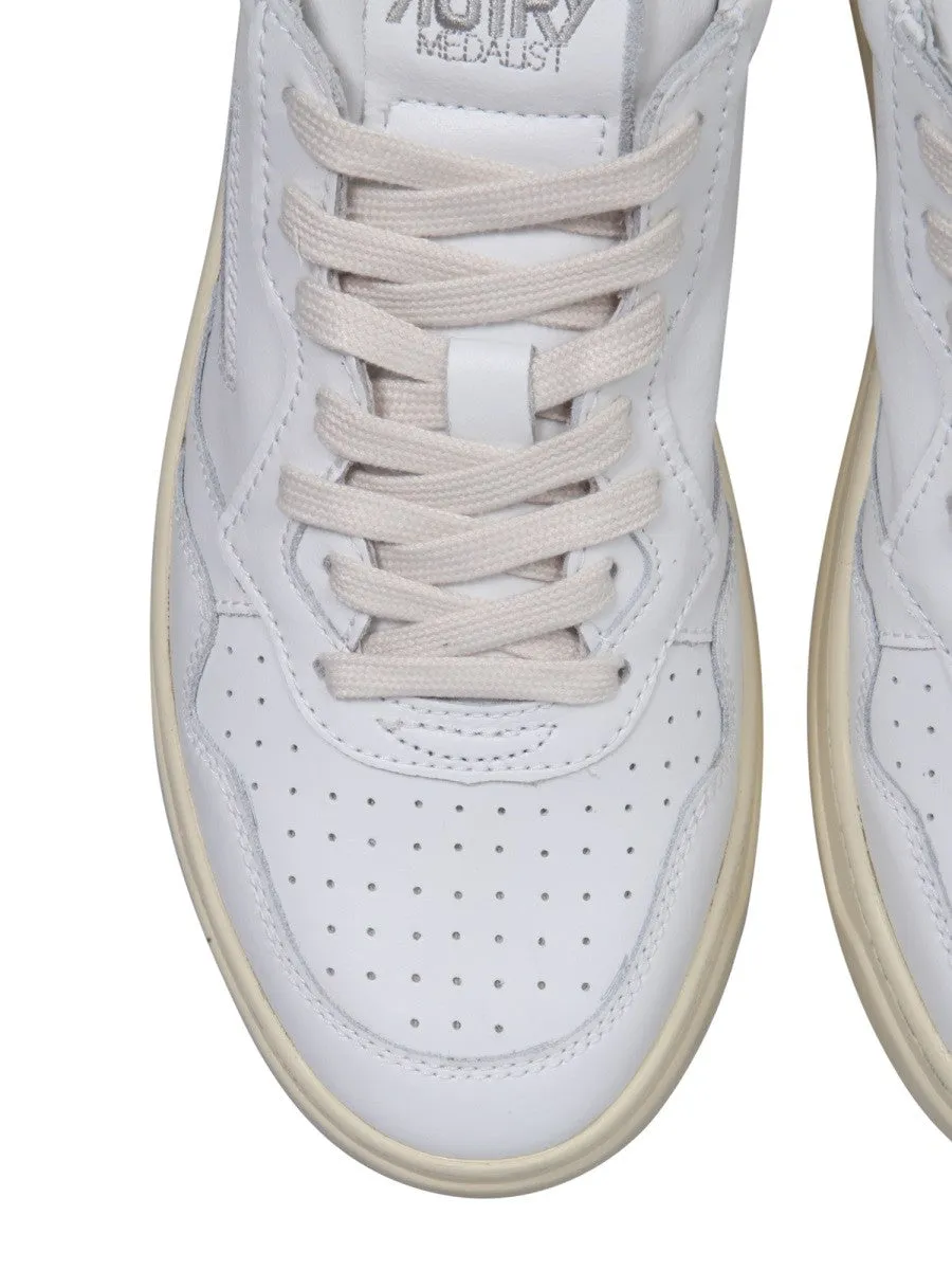 Autry LEATHER SNEAKER sold by Siebentaschen product image thumbnail 4