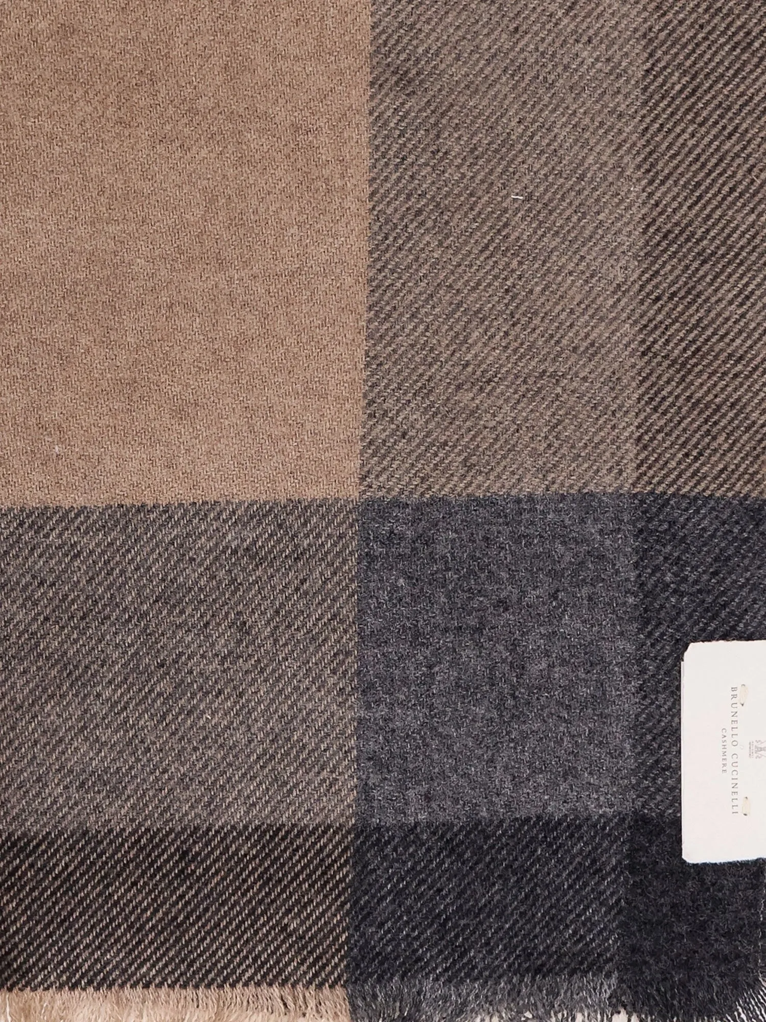 Brunello Cucinelli Wool and cashmere scarf sold by Siebentaschen product image thumbnail 3