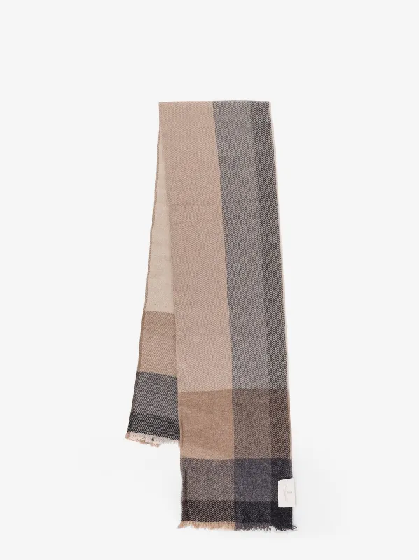 Brunello Cucinelli Wool and cashmere scarf sold by Siebentaschen