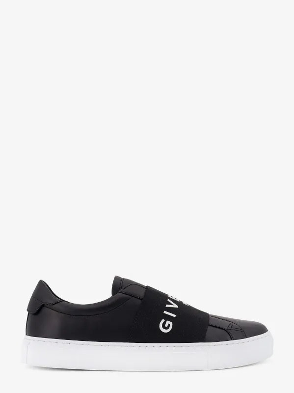 Givenchy Low-top leather sneakers sold by Siebentaschen