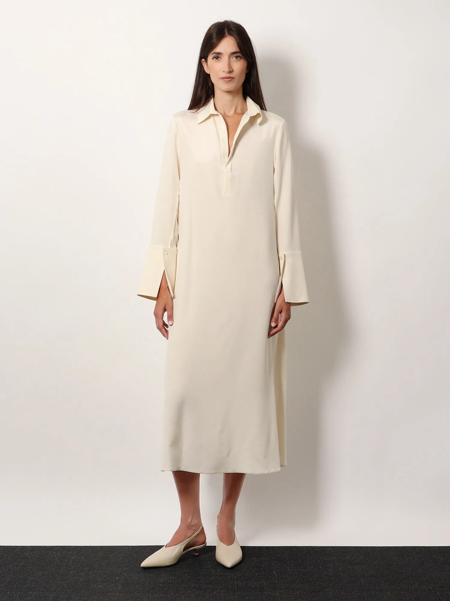 Max Mara Ossola midi silk dress sold by Siebentaschen product image thumbnail 2