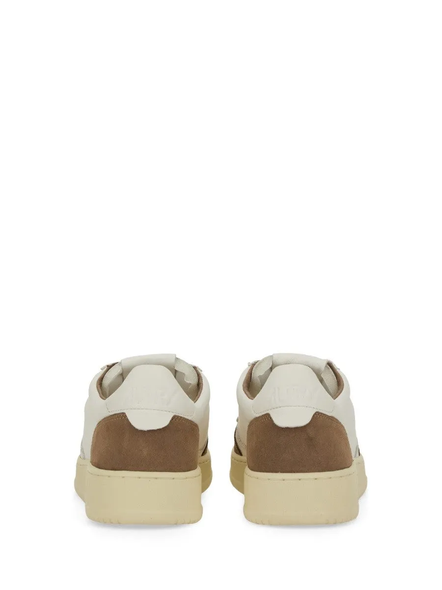 Autry "MEDALIST" LOW SNEAKER sold by Siebentaschen product image thumbnail 3