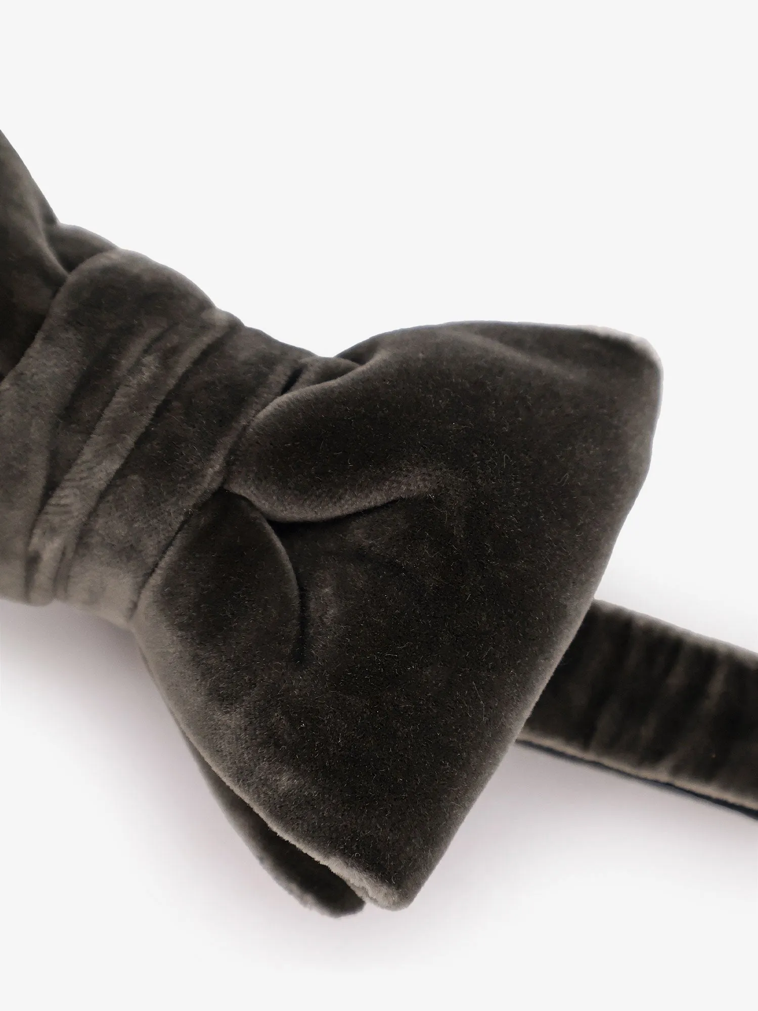 TOM FORD Velvet Bow sold by Siebentaschen product image thumbnail 3